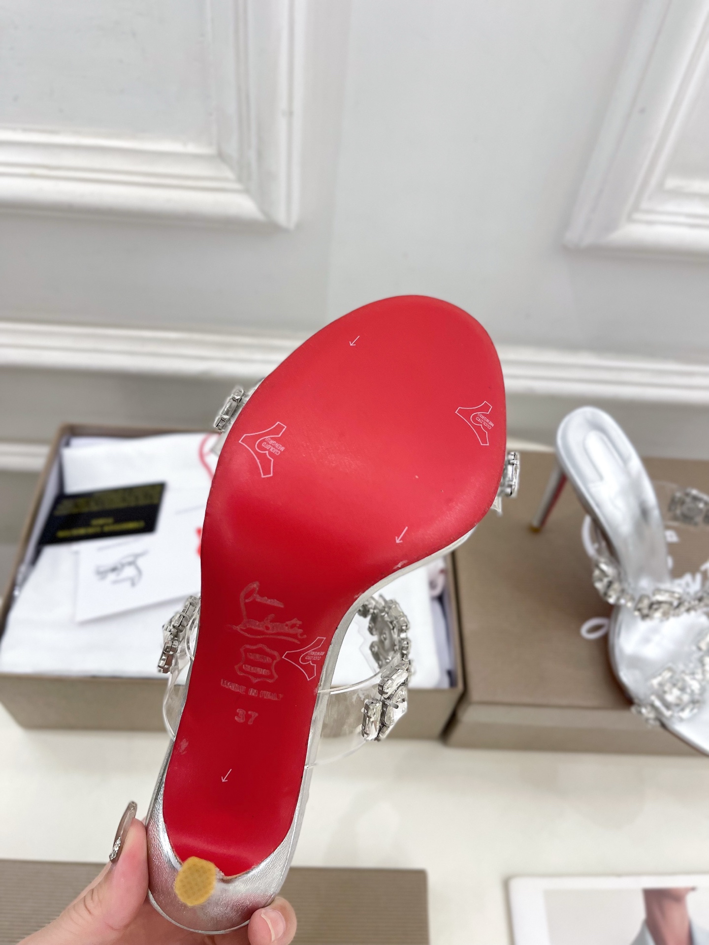 Christian Louboutin路铂廷CL 红底鞋 25ss最新JUST JEWEL透明带水晶钻高