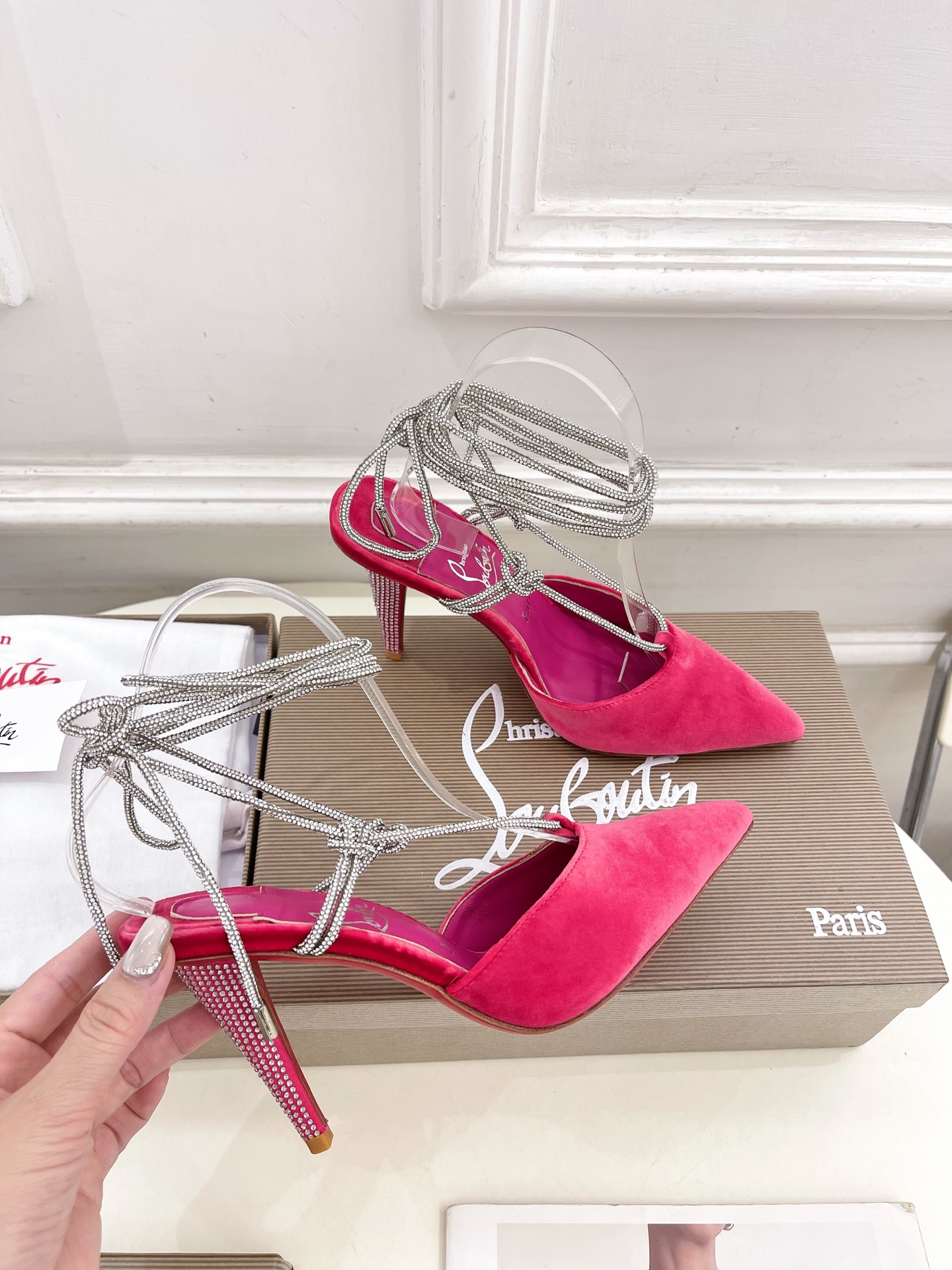 
Christian Louboutin路铂廷CL 红底鞋 25ss最新JUST JEWEL水晶钻高跟凉