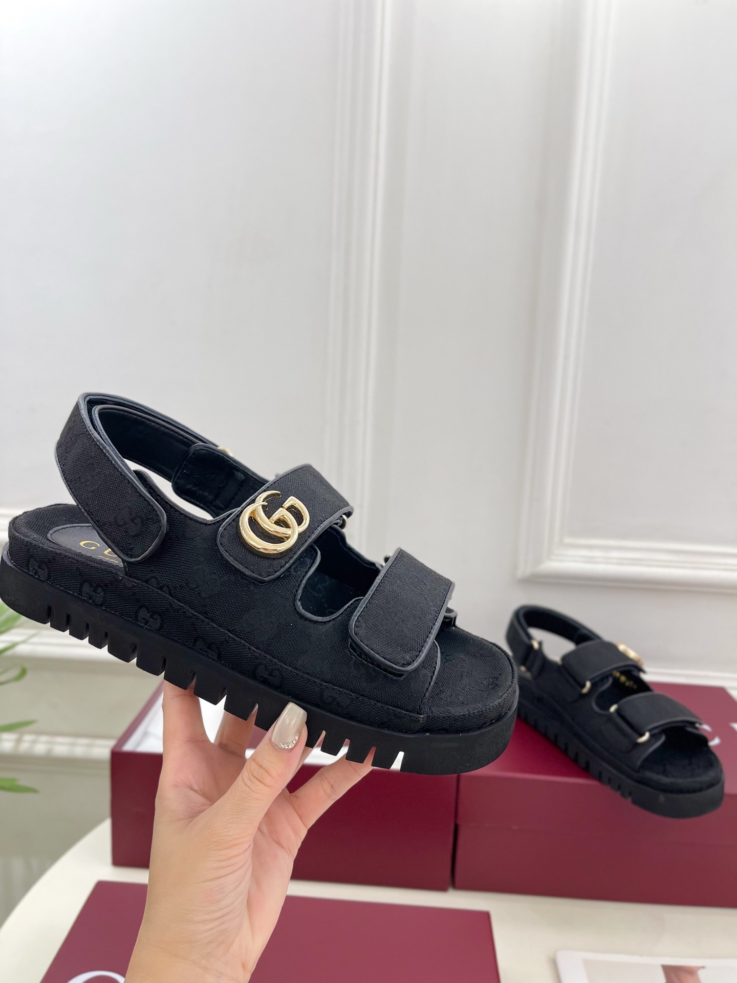 Gucci |  古驰  25𝐬𝐬 

⭐️   G家 主打系列终于面世，狠货值得期待！原有的经典 创造