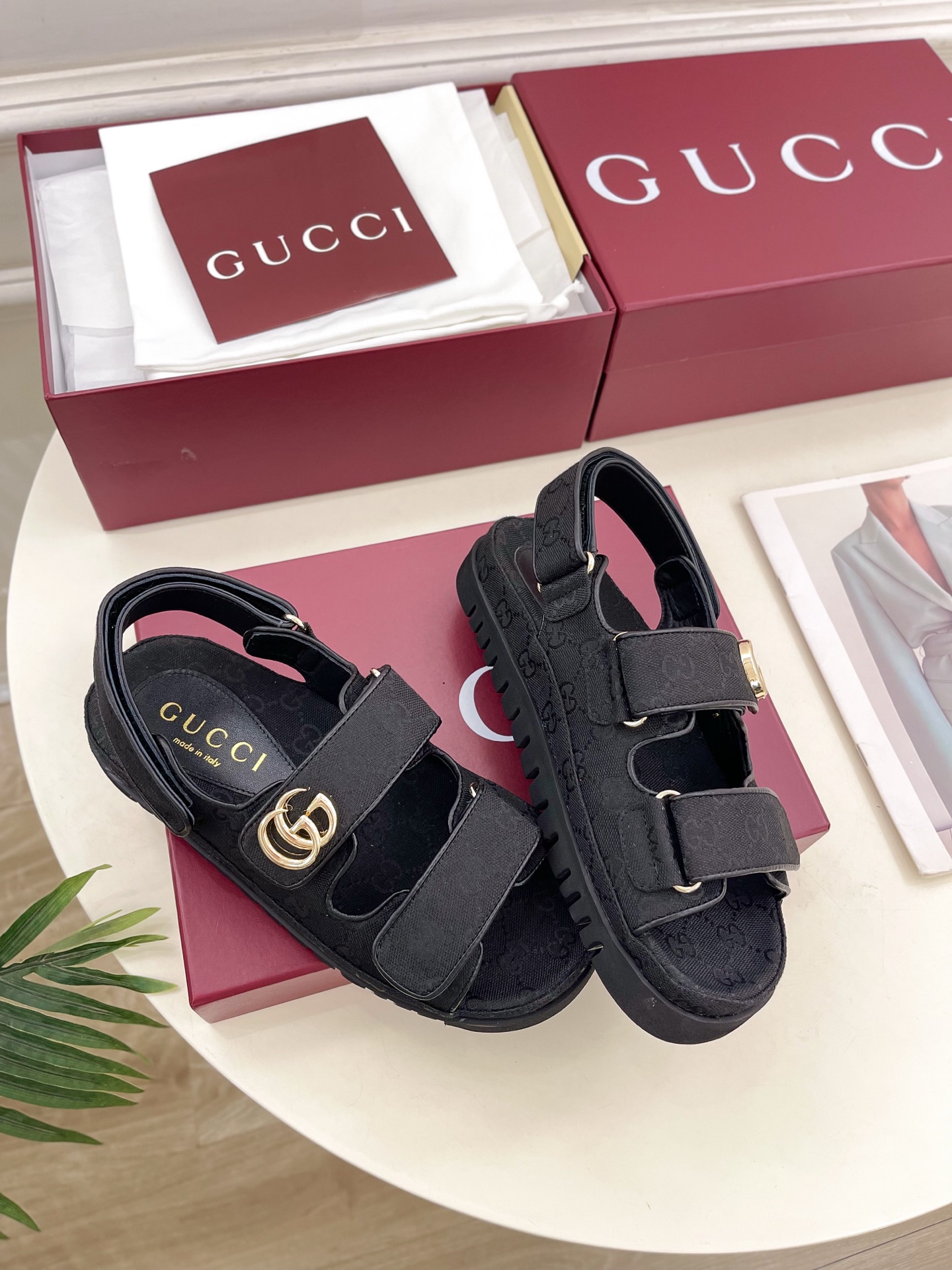 Gucci |  古驰  25𝐬𝐬 

⭐️   G家 主打系列终于面世，狠货值得期待！原有的经典 创造