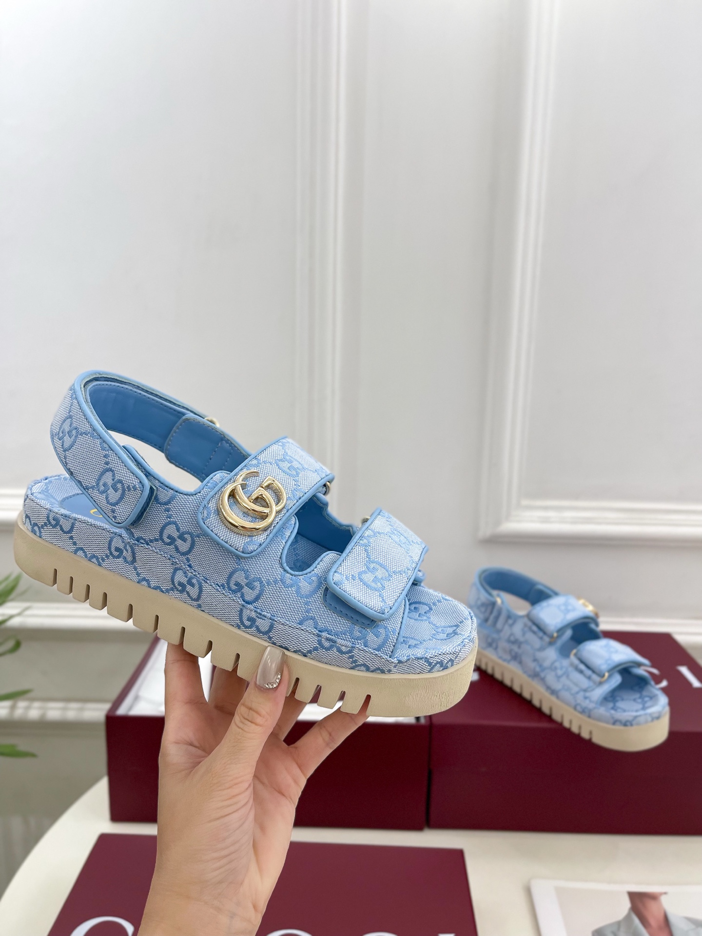 Gucci |  古驰  25𝐬𝐬 

⭐️   G家 主打系列终于面世，狠货值得期待！原有的经典 创造
