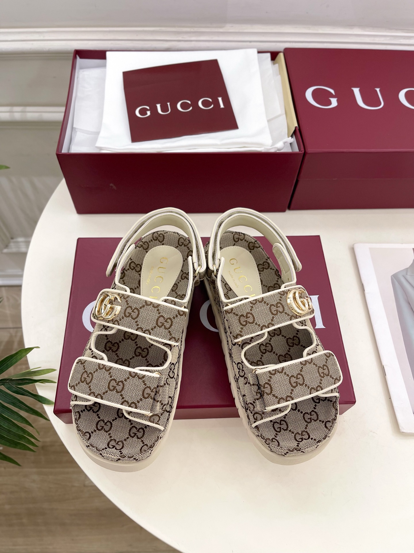 Gucci |  古驰  25𝐬𝐬 

⭐️   G家 主打系列终于面世，狠货值得期待！原有的经典 创造