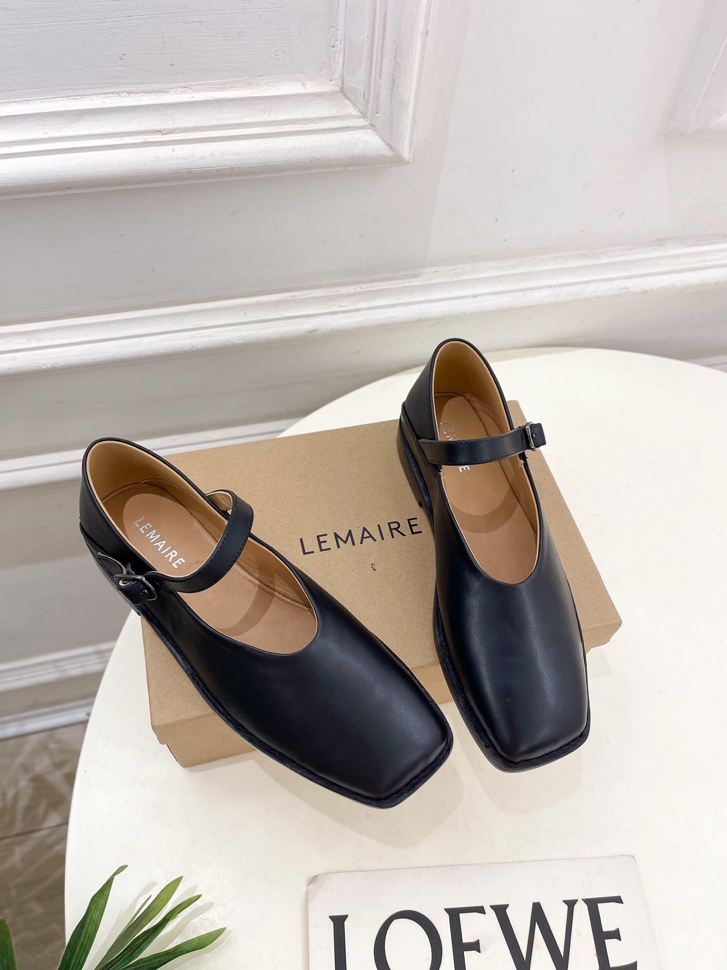 LEMAIRE  2025春夏新品 BALERINA平底玛丽珍芭蕾鞋
—————————
作为这两年最受