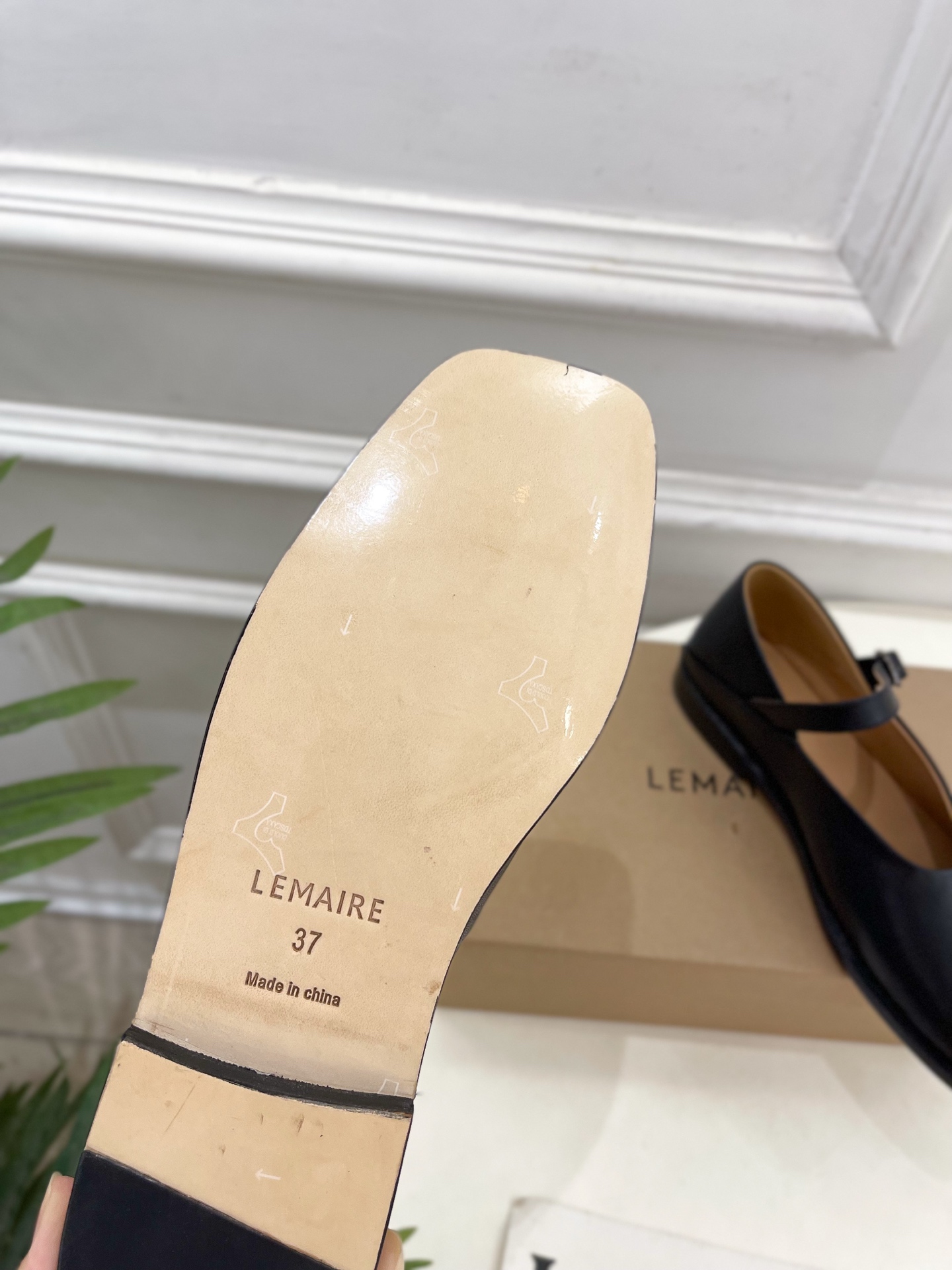 LEMAIRE  2025春夏新品 BALERINA平底玛丽珍芭蕾鞋
—————————
作为这两年最受