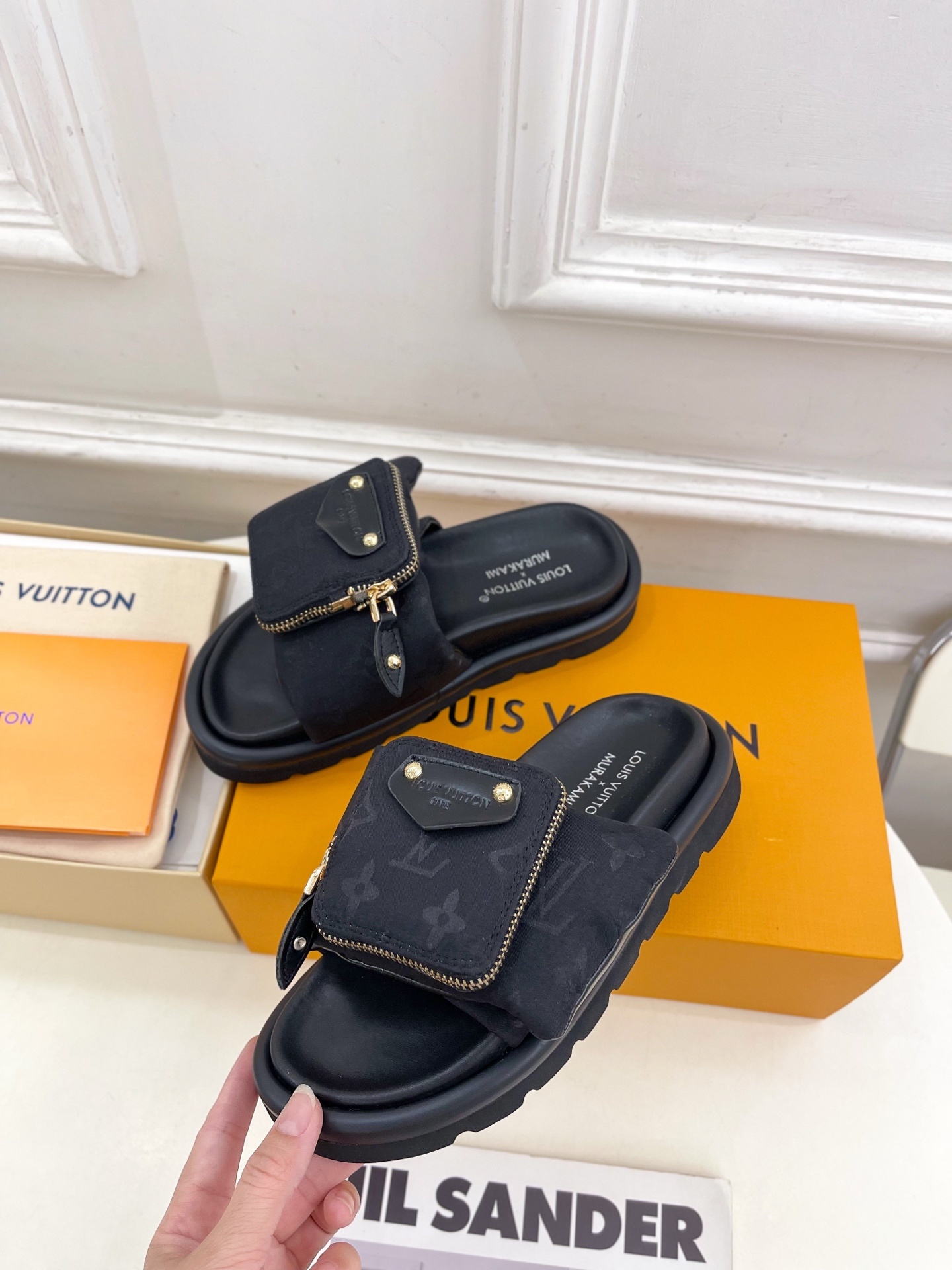 LV | 路易威登 25𝐬𝐬
🧡💚2025春夏新品 顶级版本⚠️
专柜主打最新款POOL
