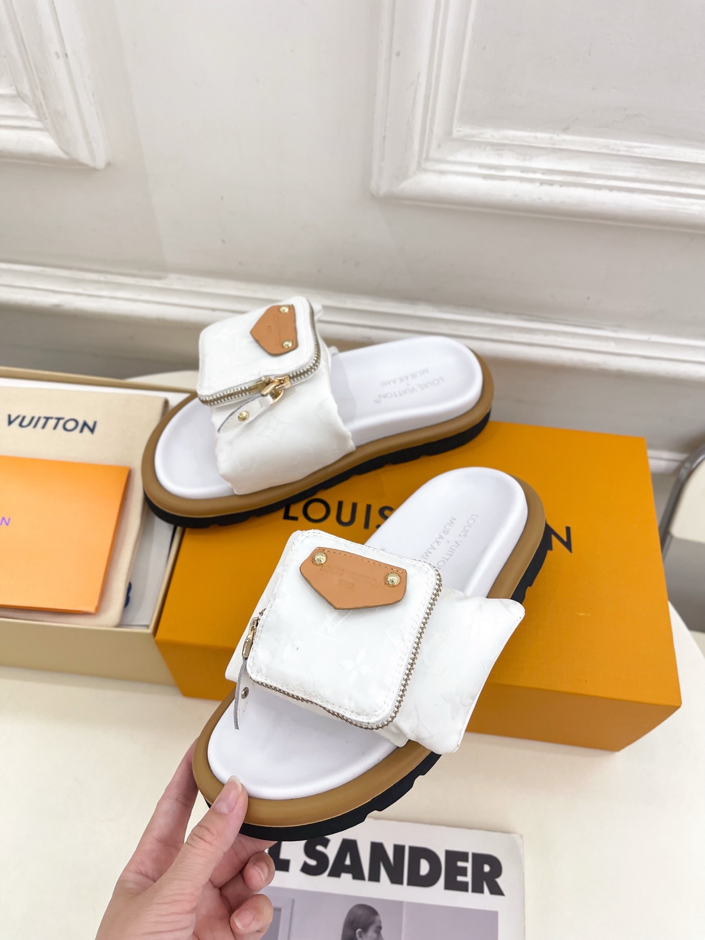 LV | 路易威登 25𝐬𝐬
🧡💚2025春夏新品 顶级版本⚠️
专柜主打最新款POOL