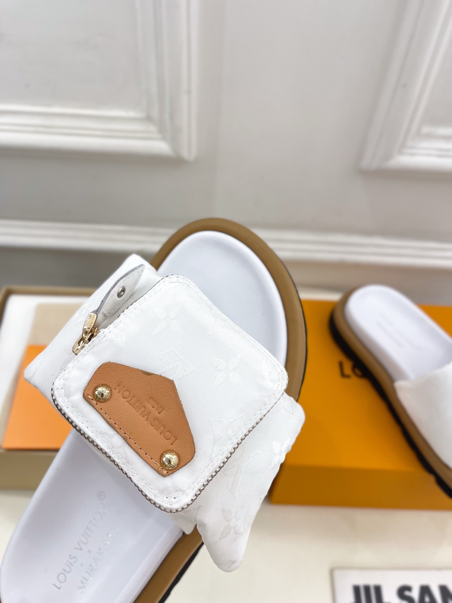 LV | 路易威登 25𝐬𝐬
🧡💚2025春夏新品 顶级版本⚠️
专柜主打最新款POOL
