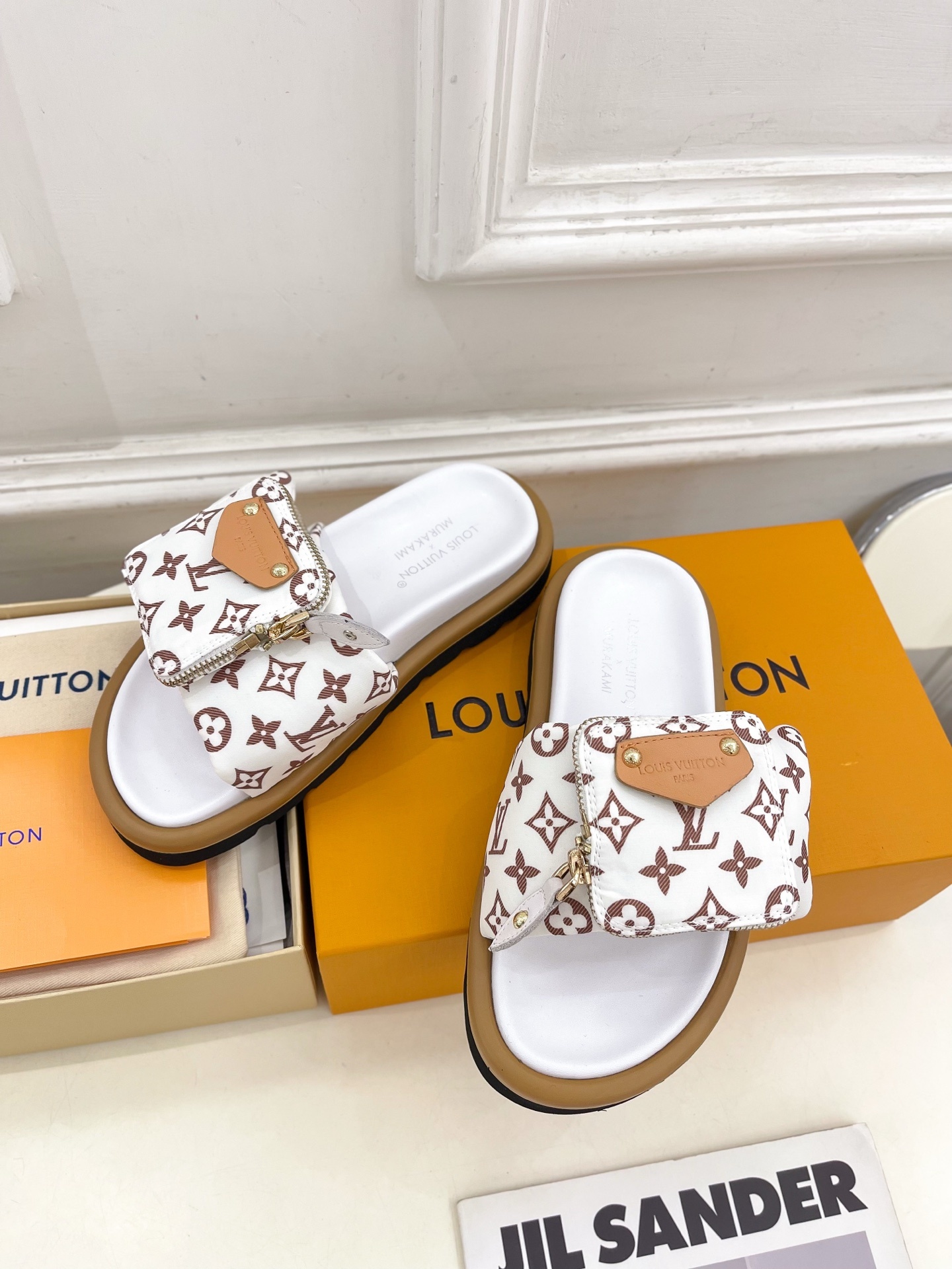 LV | 路易威登 25𝐬𝐬
🧡💚2025春夏新品 顶级版本⚠️
专柜主打最新款POOL