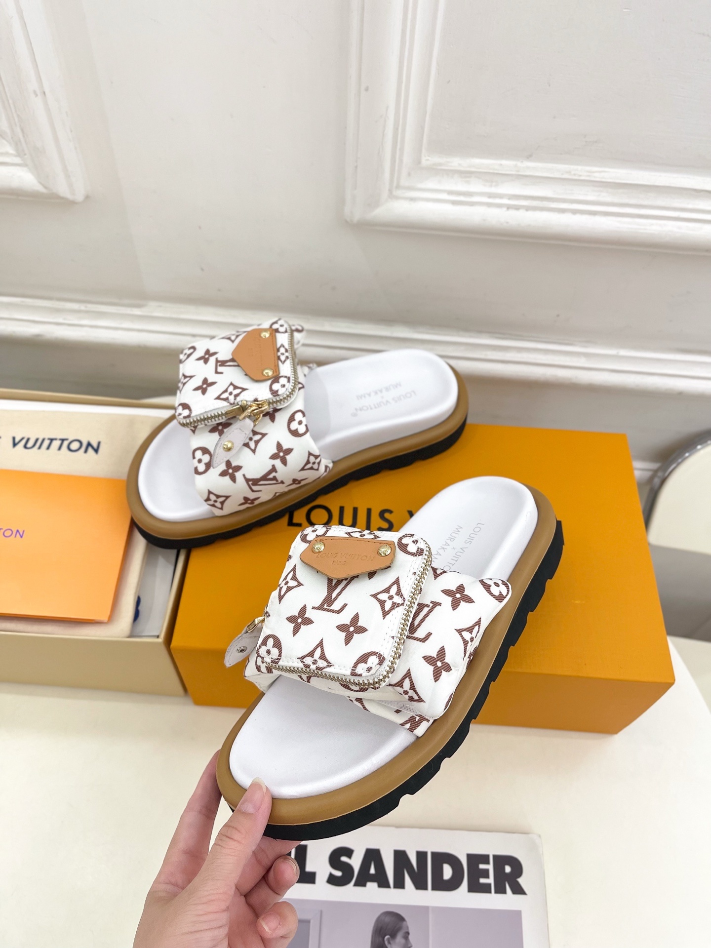 LV | 路易威登 25𝐬𝐬
🧡💚2025春夏新品 顶级版本⚠️
专柜主打最新款POOL