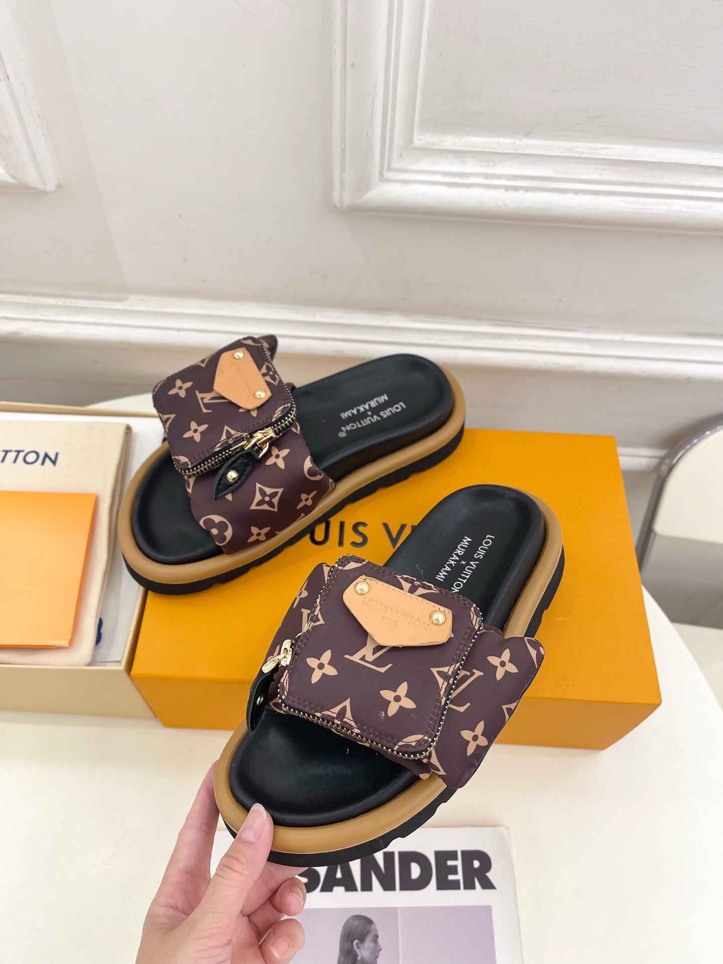 LV | 路易威登 25𝐬𝐬
🧡💚2025春夏新品 顶级版本⚠️
专柜主打最新款POOL