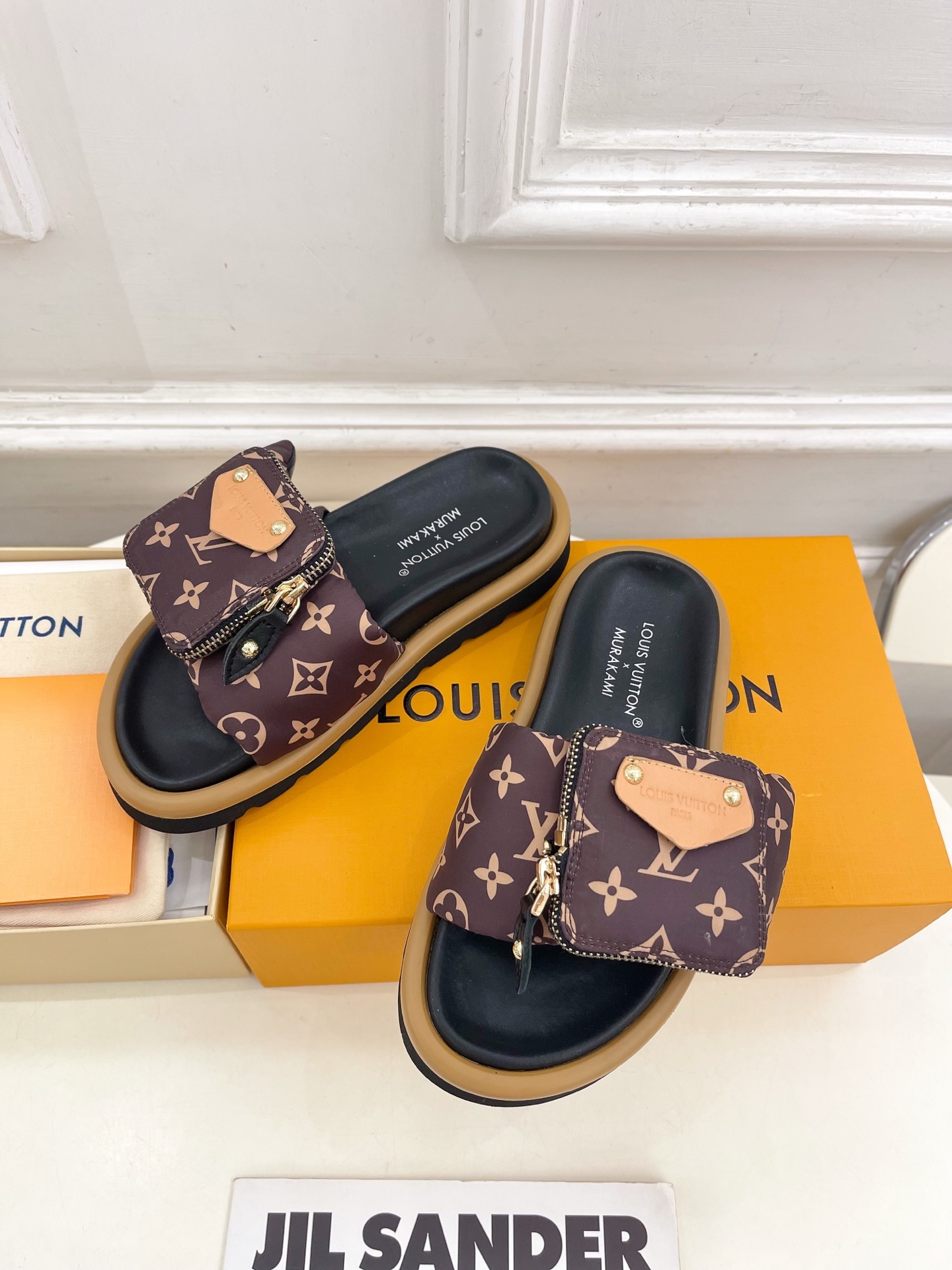 LV | 路易威登 25𝐬𝐬
🧡💚2025春夏新品 顶级版本⚠️
专柜主打最新款POOL