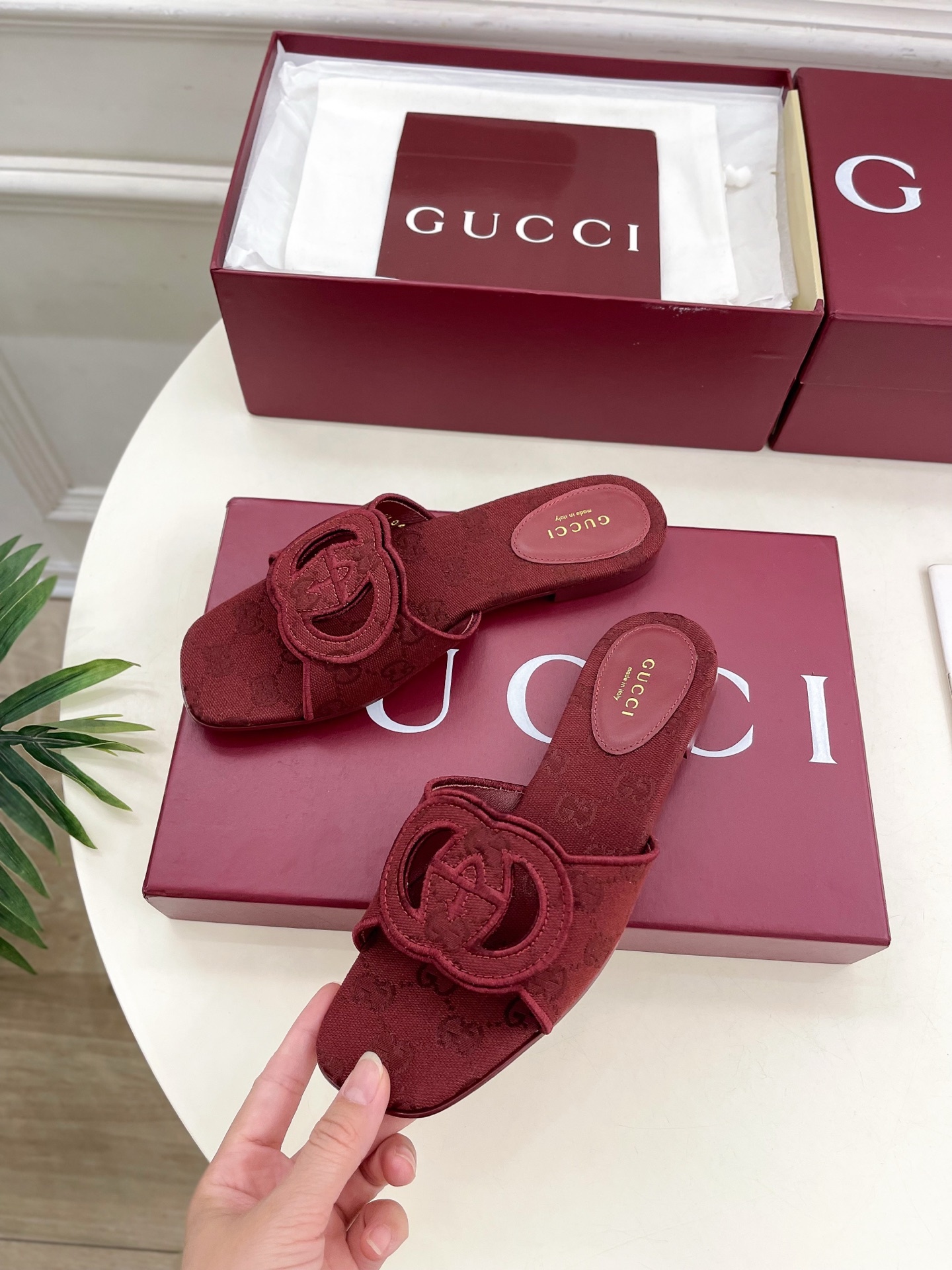 Gucci | 古驰 25𝐬𝐬
⭐️ G家 主打系列终于面世,狠货值得期待!原有的经典 创造
