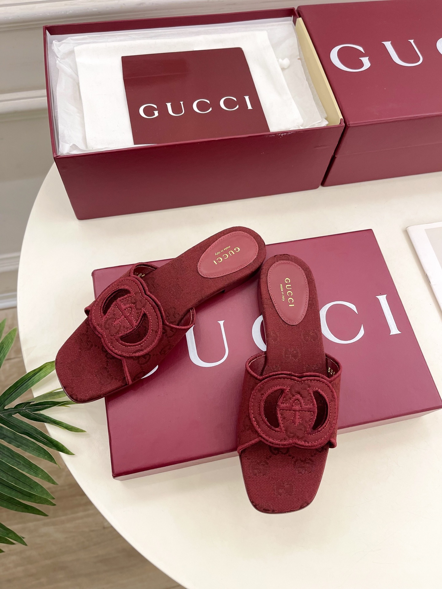 Gucci | 古驰 25𝐬𝐬
⭐️ G家 主打系列终于面世,狠货值得期待!原有的经典 创造