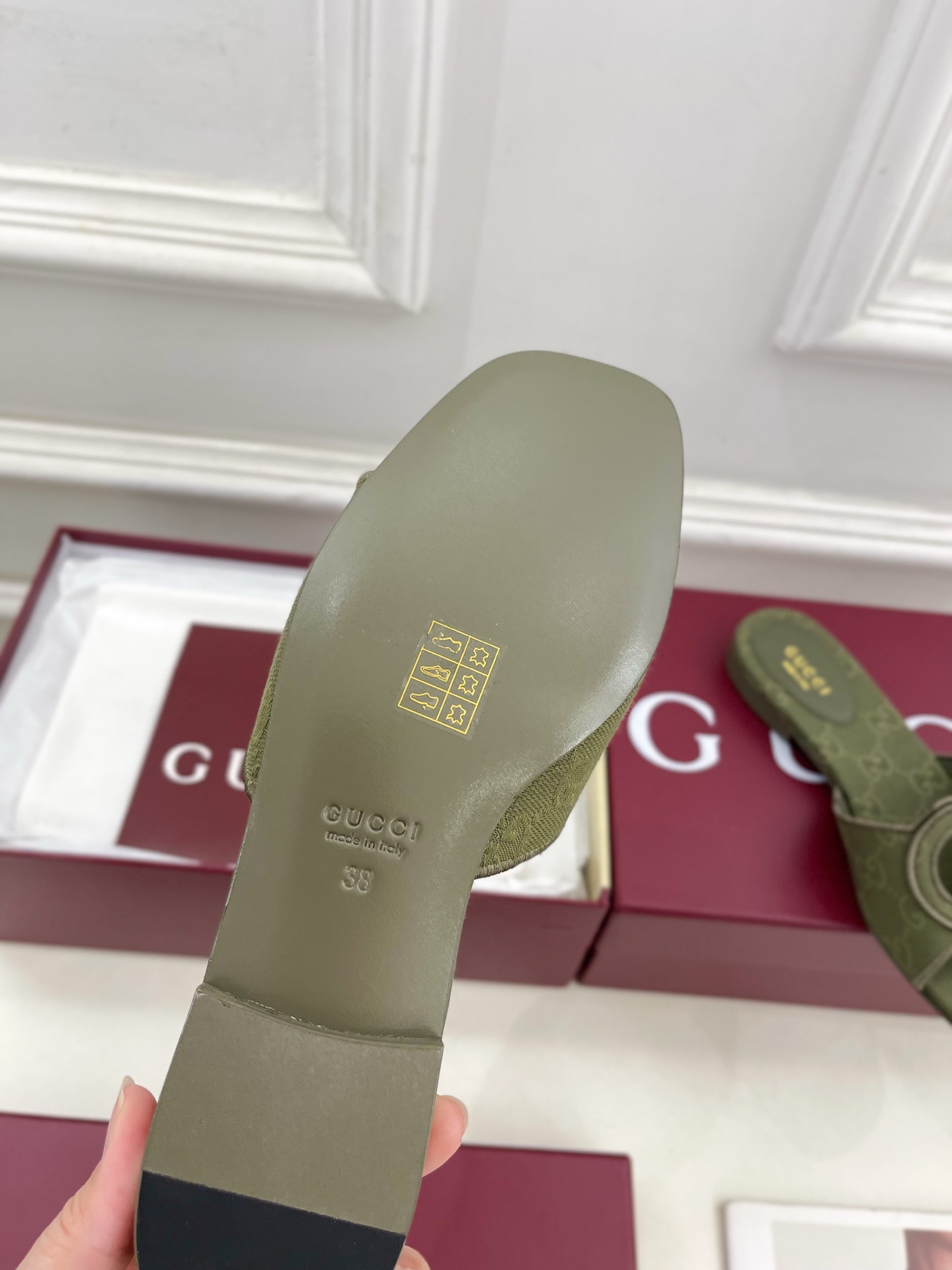 Gucci | 古驰 25𝐬𝐬
⭐️ G家 主打系列终于面世,狠货值得期待!原有的经典 创造
