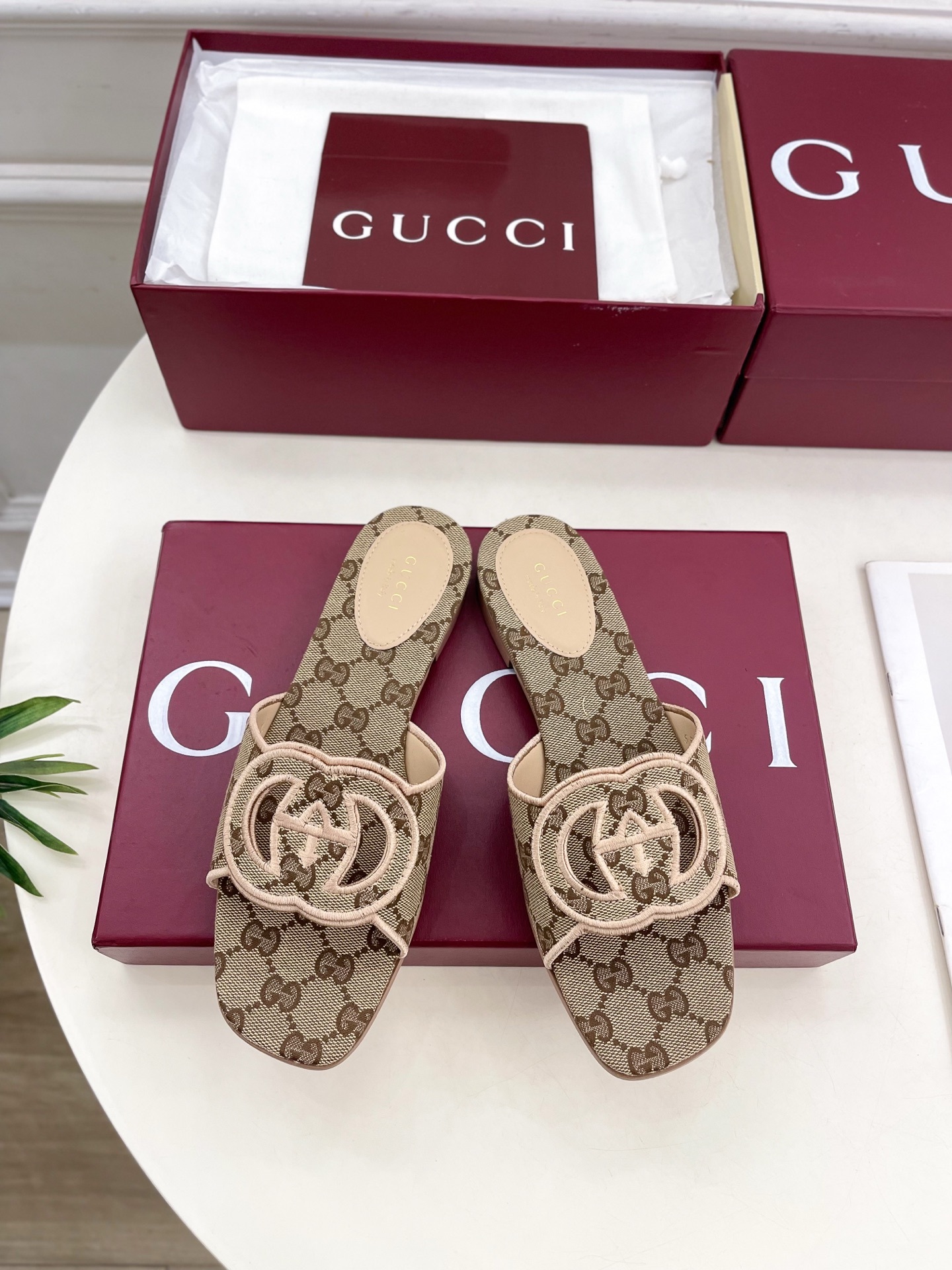Gucci | 古驰 25𝐬𝐬
⭐️ G家 主打系列终于面世,狠货值得期待!原有的经典 创造
