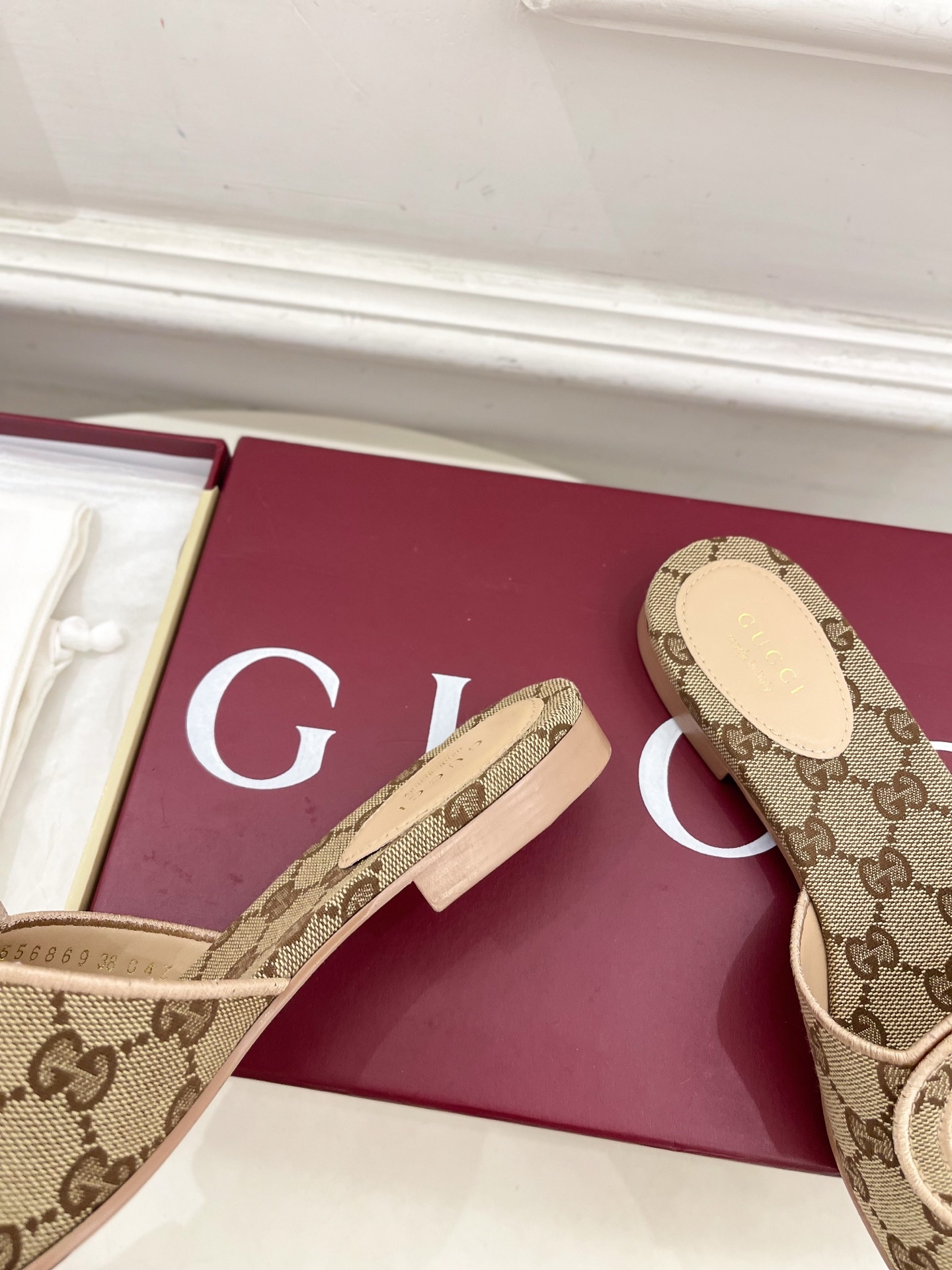 Gucci | 古驰 25𝐬𝐬
⭐️ G家 主打系列终于面世,狠货值得期待!原有的经典 创造