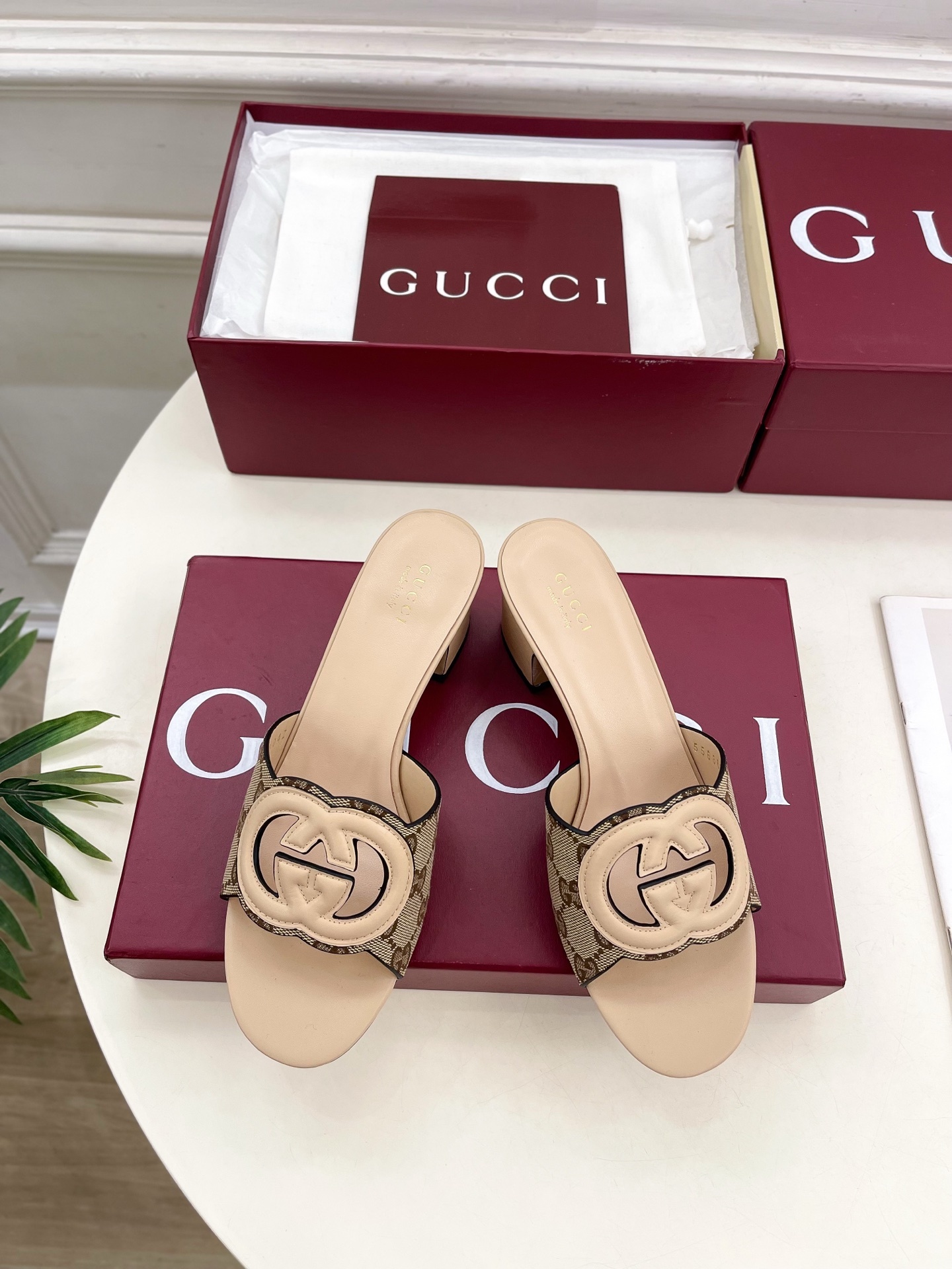 Gucci | 古驰 25𝐬𝐬
⭐️ G家 主打系列终于面世,狠货值得期待!原有的经典 创造