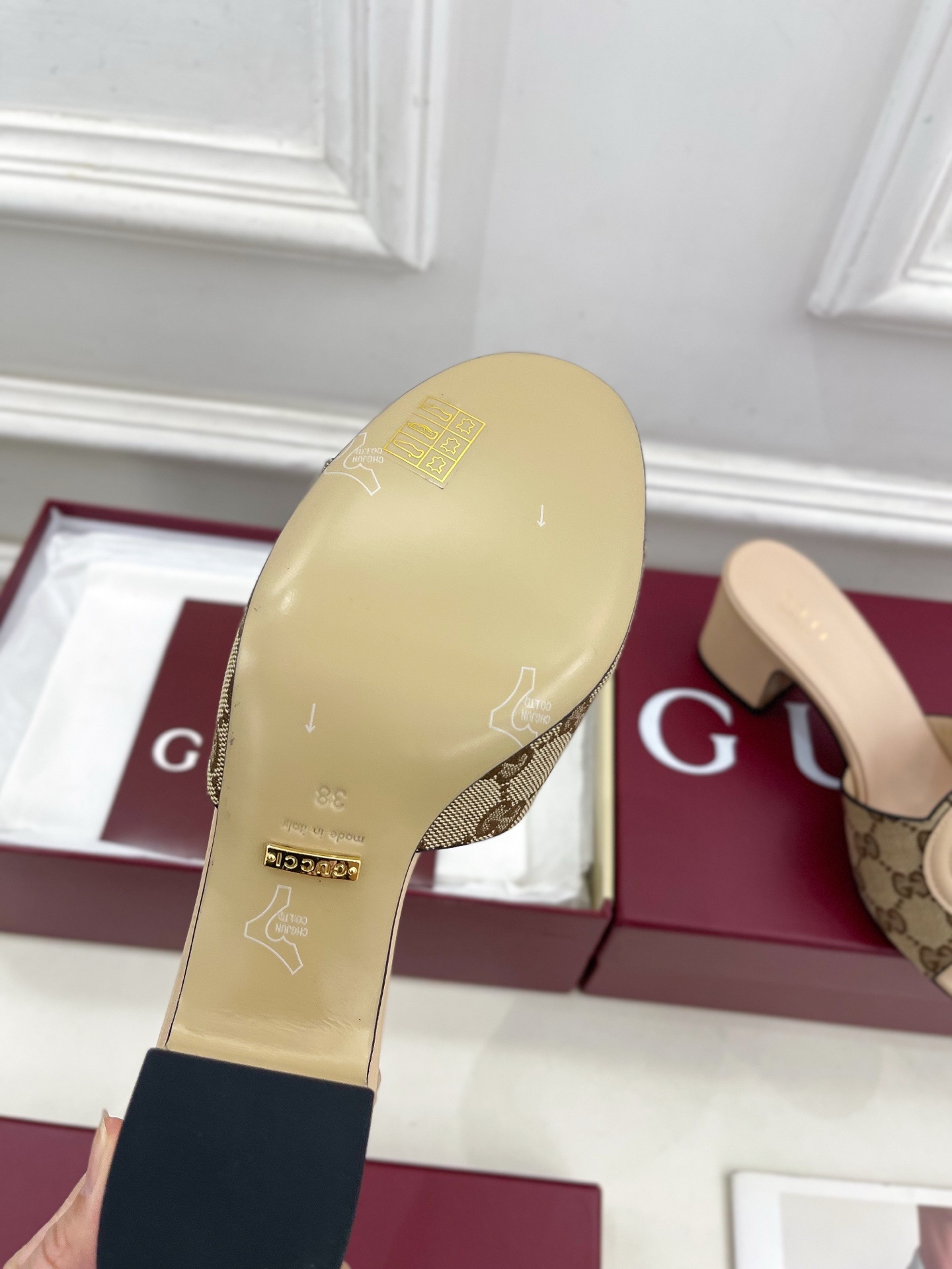 Gucci | 古驰 25𝐬𝐬
⭐️ G家 主打系列终于面世,狠货值得期待!原有的经典 创造