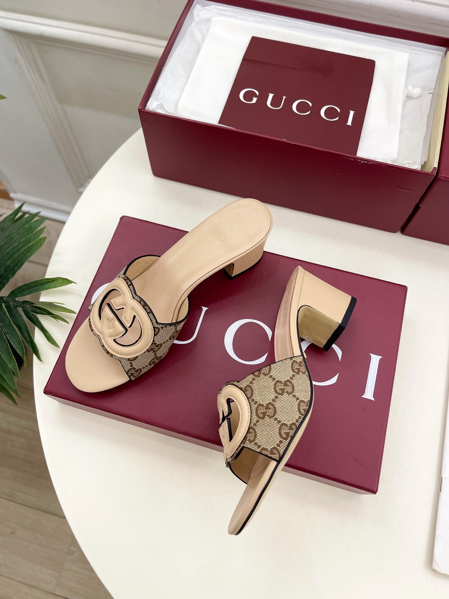Gucci | 古驰 25𝐬𝐬
⭐️ G家 主打系列终于面世,狠货值得期待!原有的经典 创造