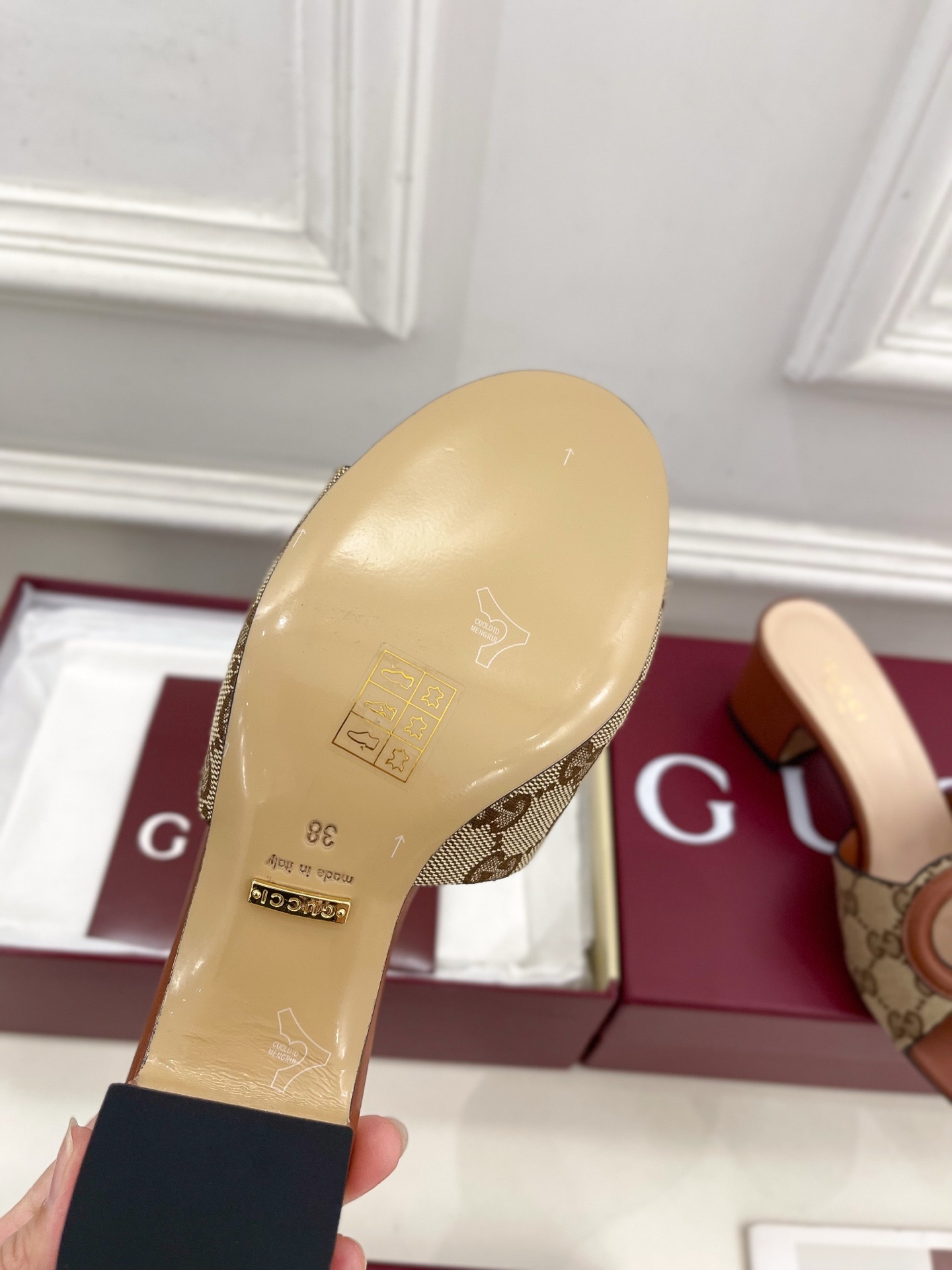 Gucci | 古驰 25𝐬𝐬
⭐️ G家 主打系列终于面世,狠货值得期待!原有的经典 创造