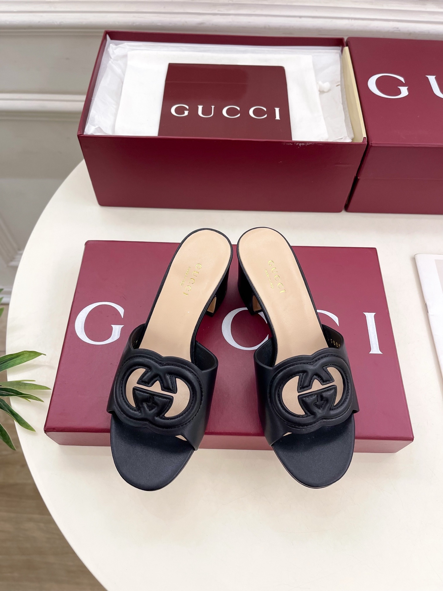 Gucci | 古驰 25𝐬𝐬
⭐️ G家 主打系列终于面世,狠货值得期待!原有的经典 创造