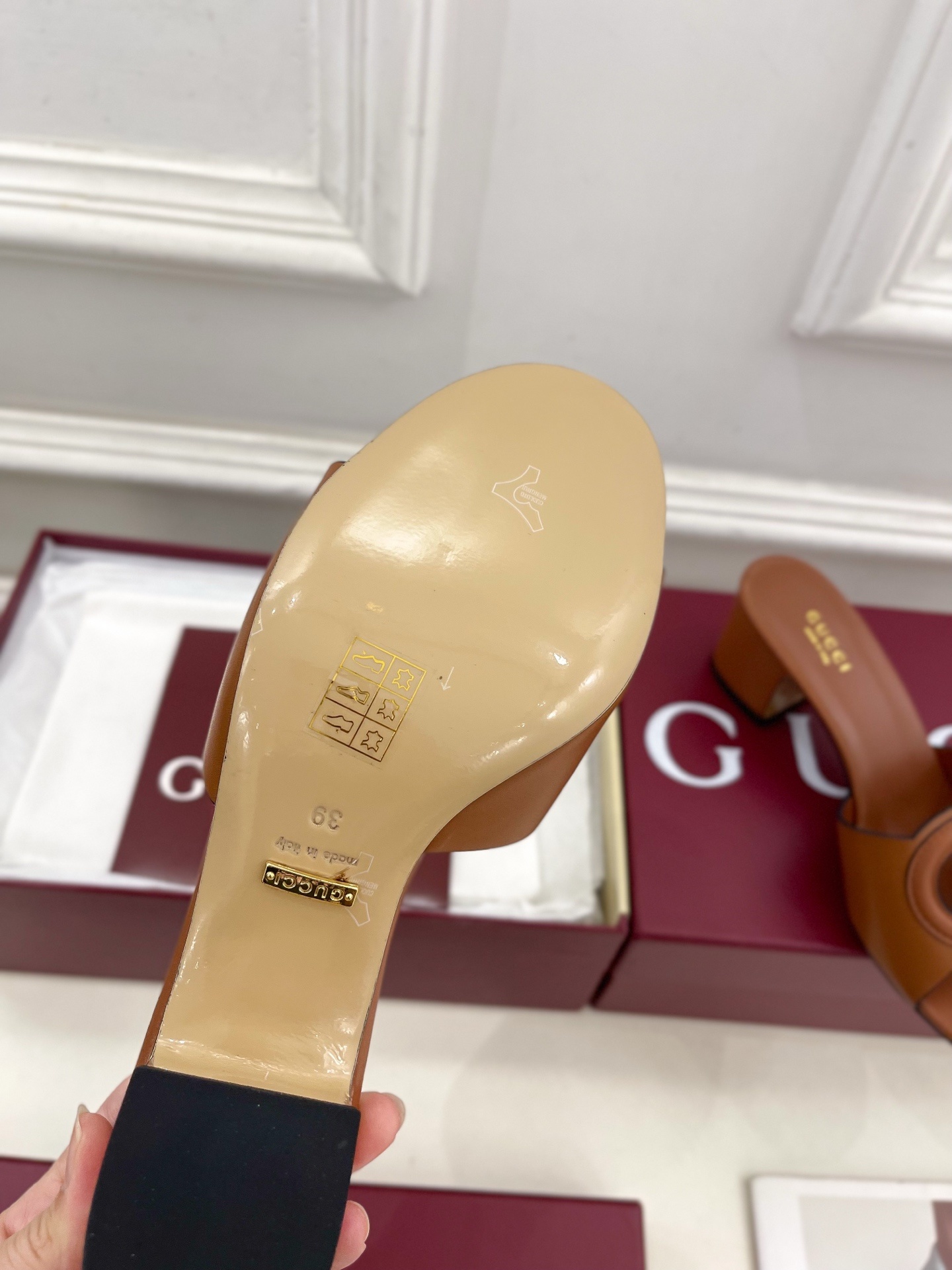 Gucci | 古驰 25𝐬𝐬
⭐️ G家 主打系列终于面世,狠货值得期待!原有的经典 创造