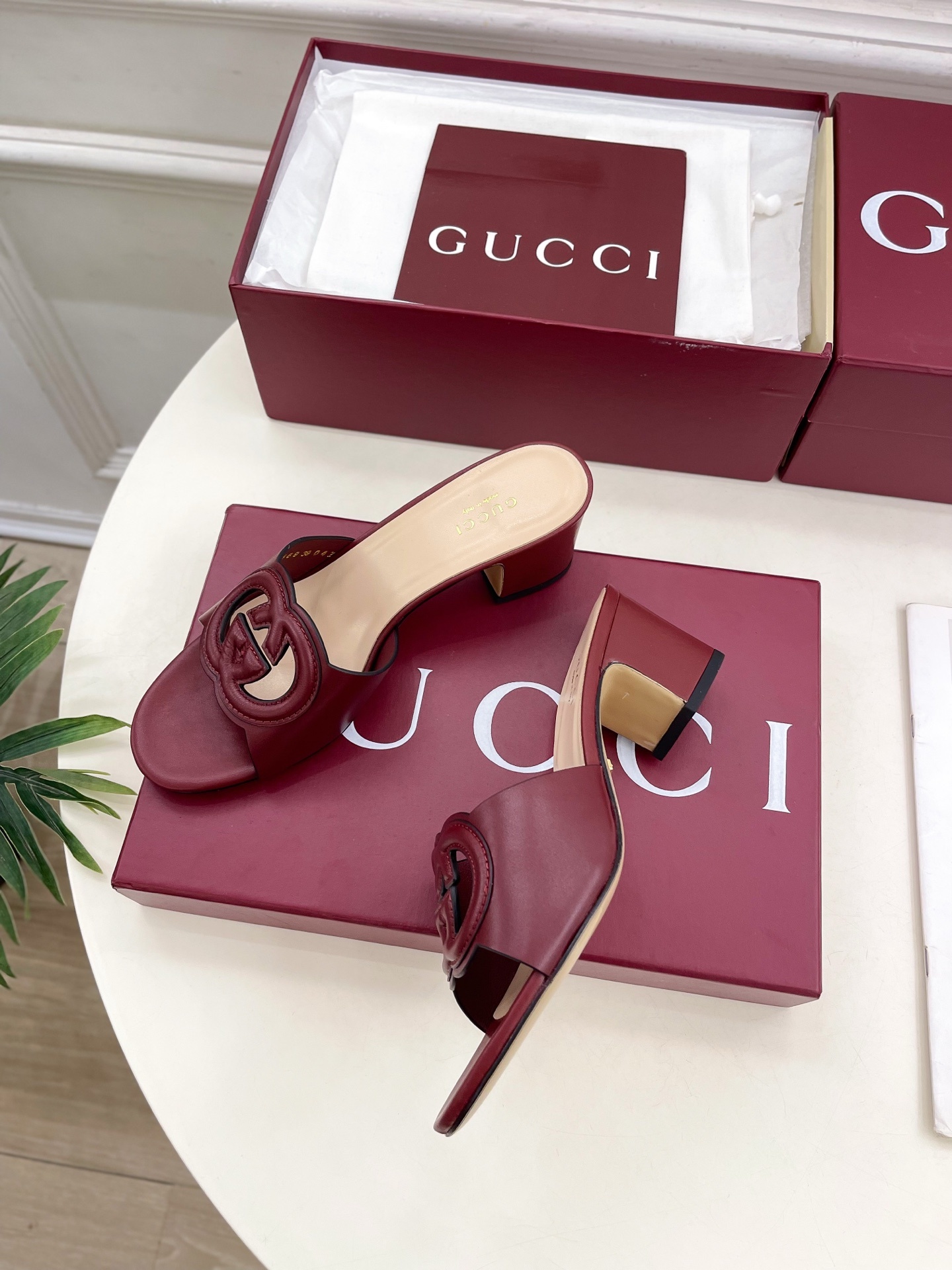 Gucci | 古驰 25𝐬𝐬
⭐️ G家 主打系列终于面世,狠货值得期待!原有的经典 创造