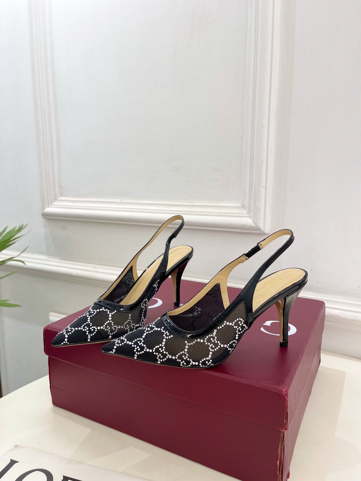 Gucci | 古驰 25𝐬𝐬
⭐️ G家 主打系列终于面世,狠货值得期待!原有的经典 创造新