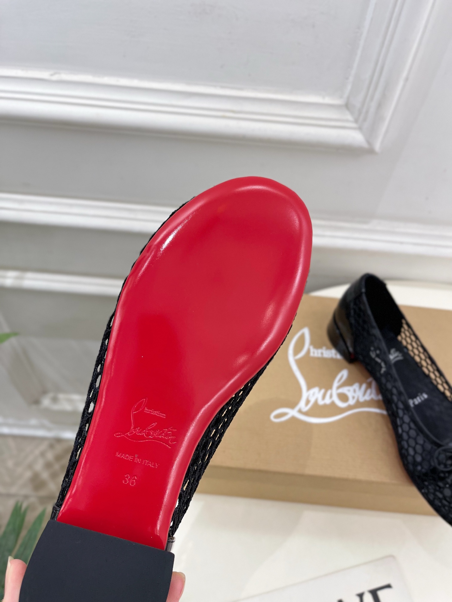 Christian Louboutin路铂廷CL 红底鞋 25ss最新网面芭蕾舞鞋系列，魅惑华丽的✨顶级