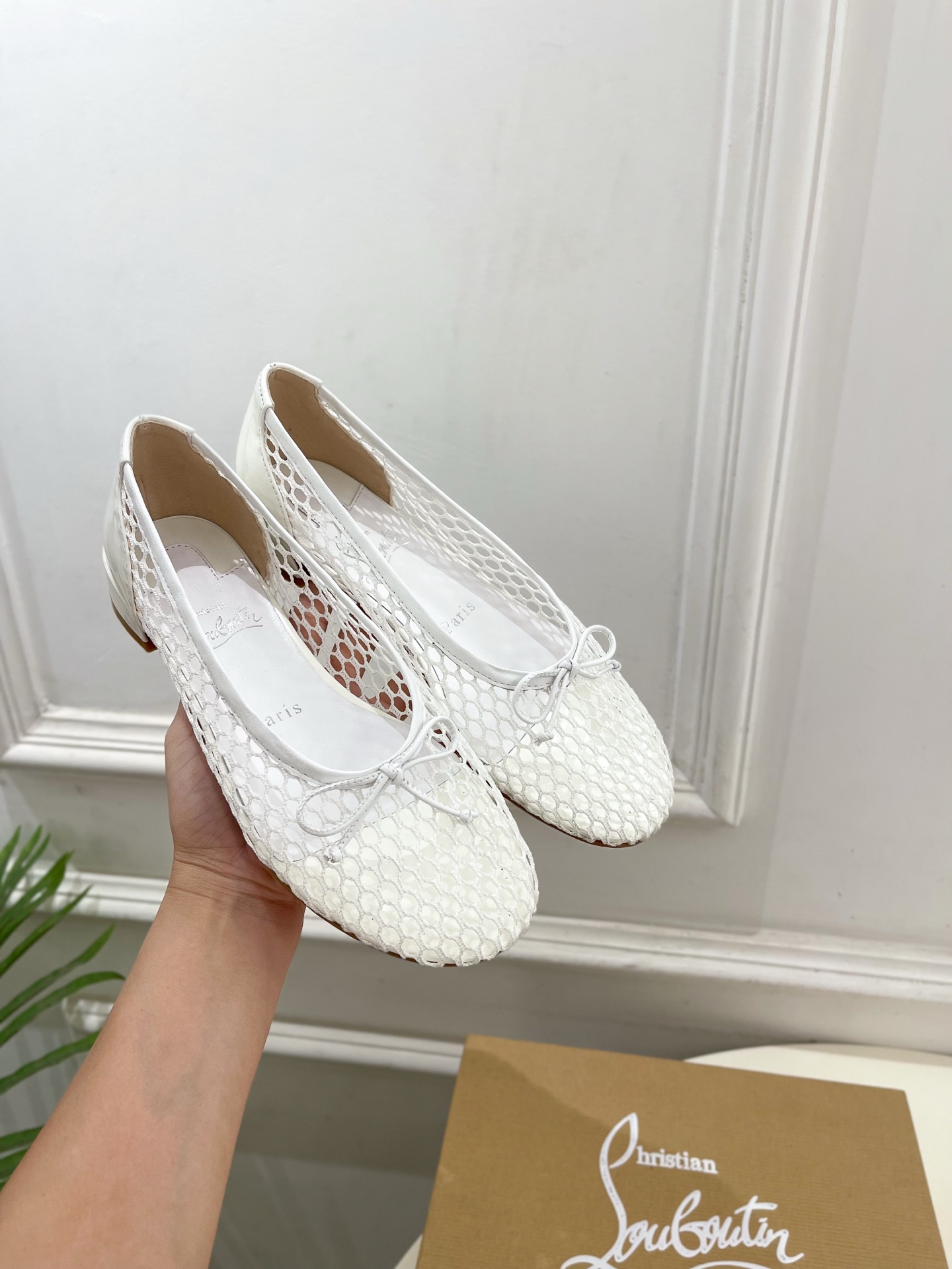 Christian Louboutin路铂廷CL 红底鞋 25ss最新网面芭蕾舞鞋系列，魅惑华丽的✨顶级