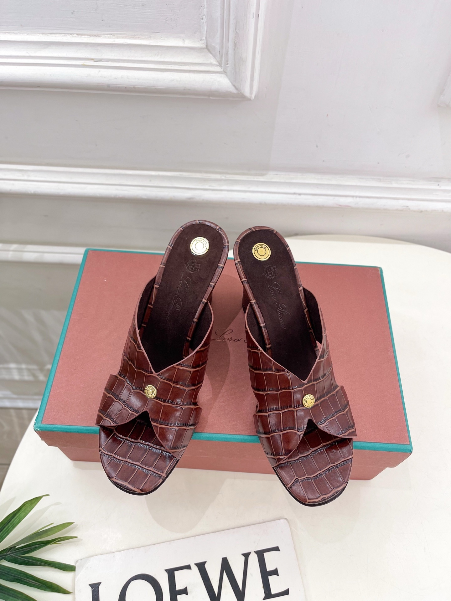 Loro Piana 乐悠翩雅 代购级别⚠️2025春夏新品 Vera女士凉拖鞋—————————
L