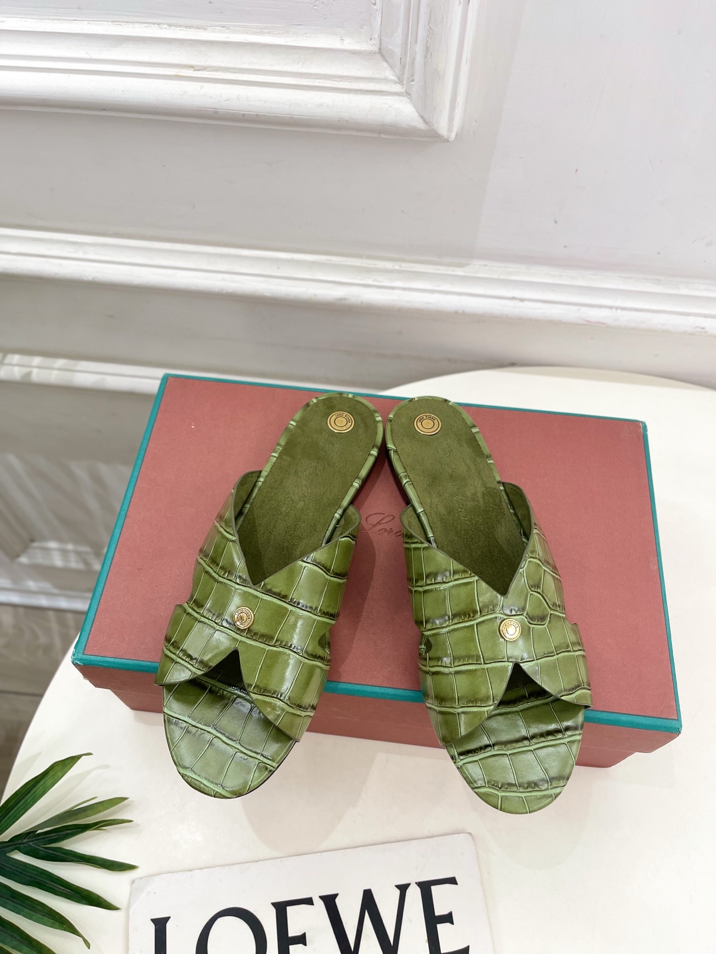 Loro Piana 乐悠翩雅 代购级别⚠️2025春夏新品 Vera女士凉拖鞋—————————
L