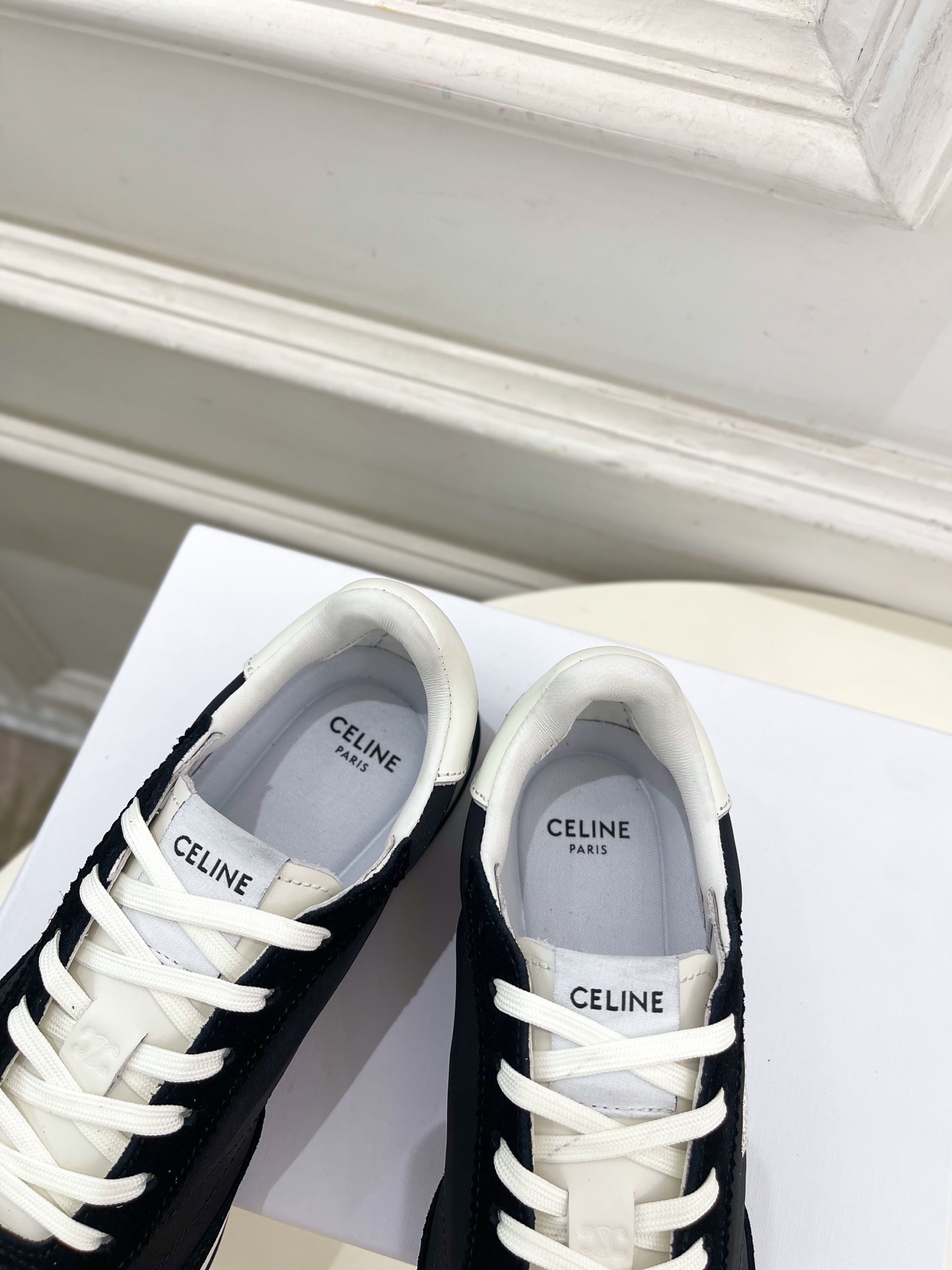 CELINE | 赛琳 25𝐬𝐬
💛2025春夏新品 RACER低帮运动鞋休闲鞋上新!
🔜 B
