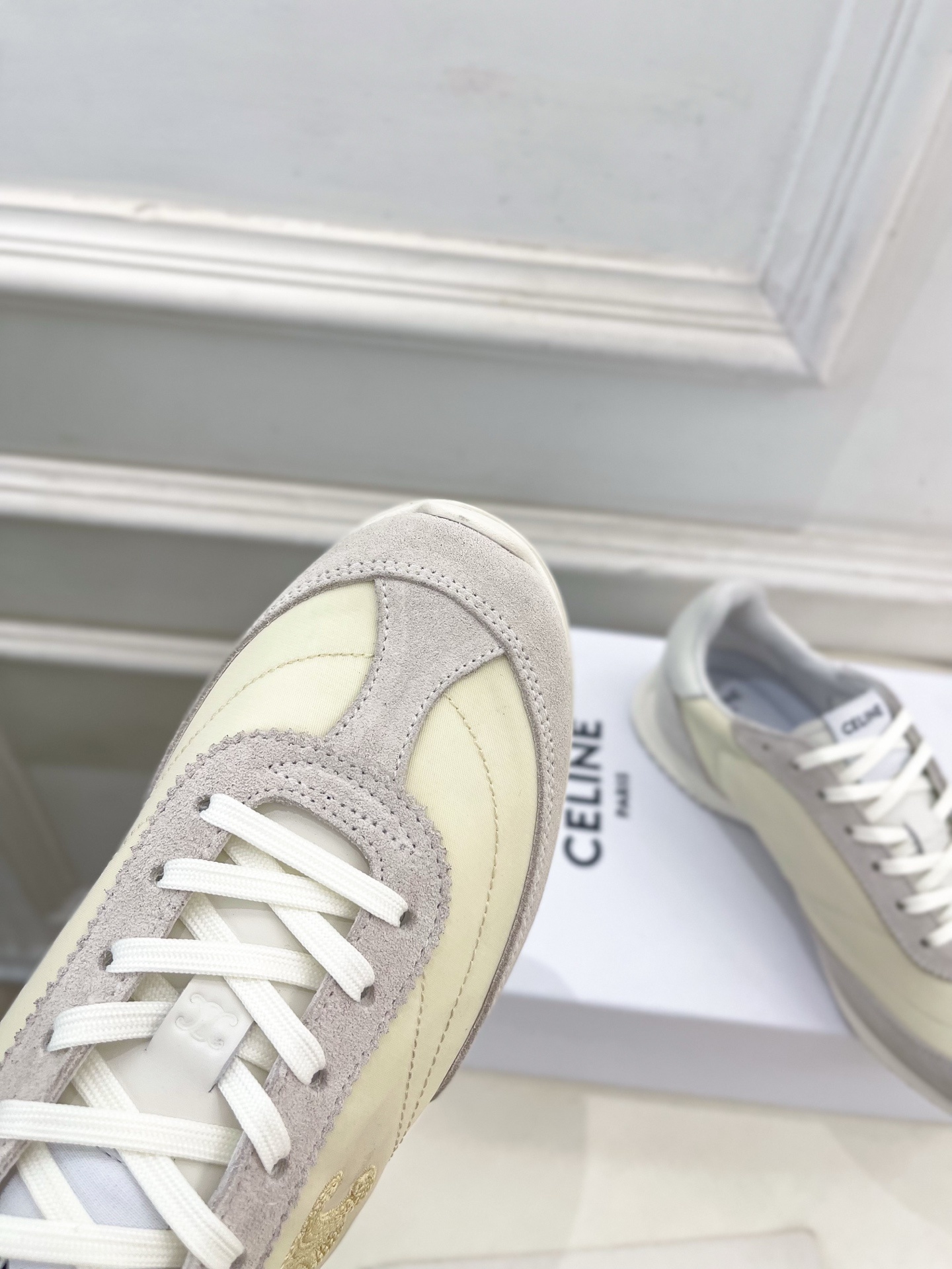 CELINE | 赛琳 25𝐬𝐬
💛2025春夏新品 RACER低帮运动鞋休闲鞋上新!
🔜 B
