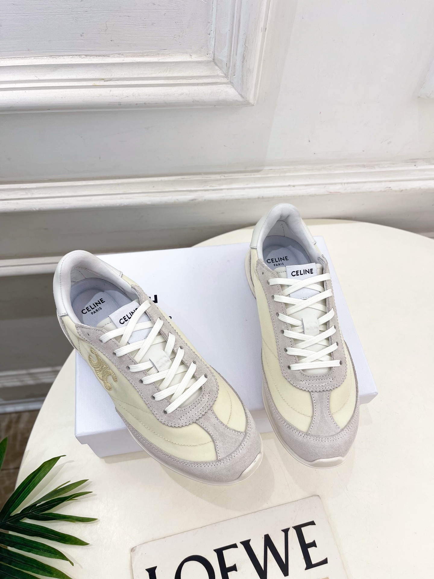 CELINE | 赛琳 25𝐬𝐬
💛2025春夏新品 RACER低帮运动鞋休闲鞋上新!
🔜 B