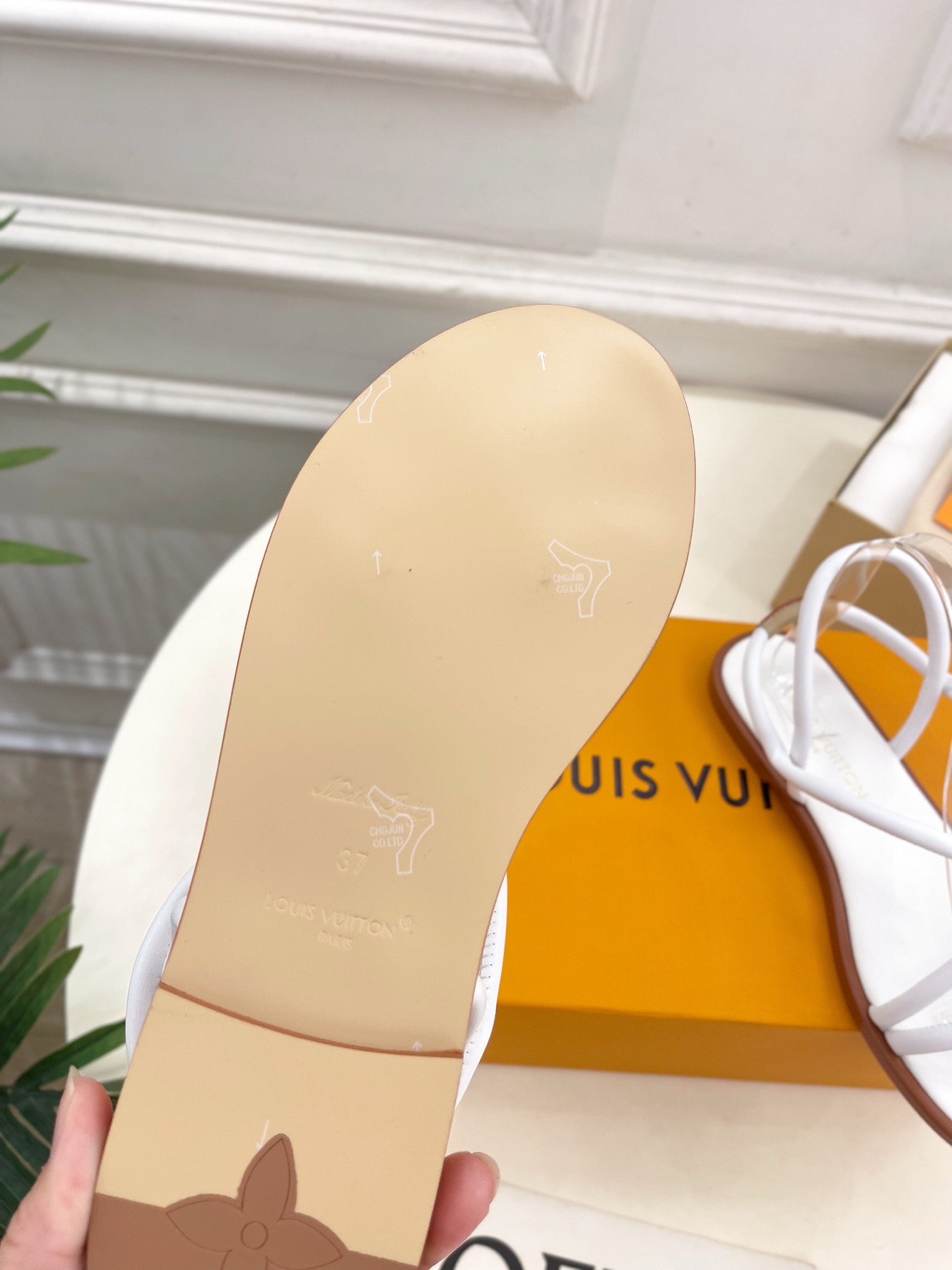 LV  | 路易威登    25𝐬𝐬 

🧡💚2025春夏新款 顶级版本‼️原版一致
专柜主打最新款 全