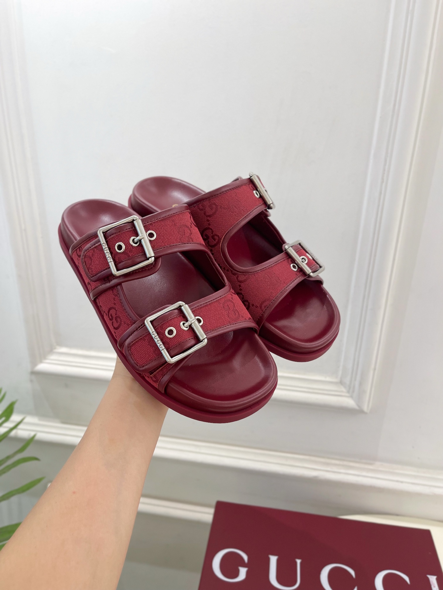 Gucci |  古驰  25𝐬𝐬 

⭐️   G家 主打系列终于面世，狠货值得期待！原有的经典 创造
