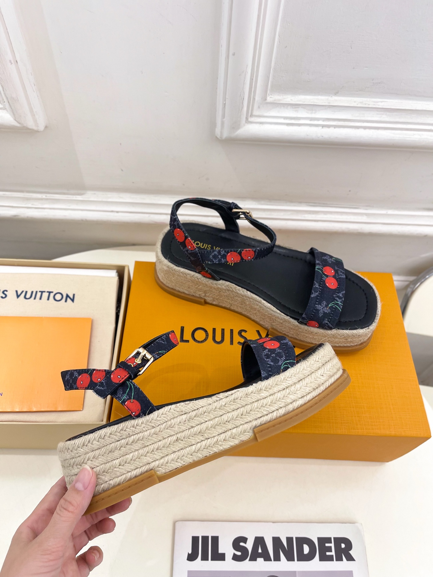 LV  | 路易威登    25𝐬𝐬 

🧡💚2025春夏新款 顶级版本‼️原版一致
专柜主打最新款 L