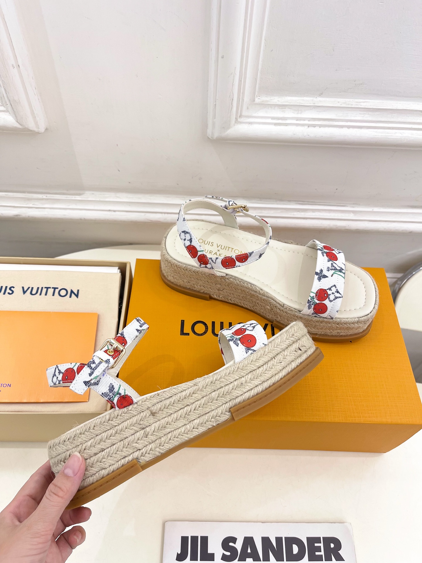 LV  | 路易威登    25𝐬𝐬 

🧡💚2025春夏新款 顶级版本‼️原版一致
专柜主打最新款 L