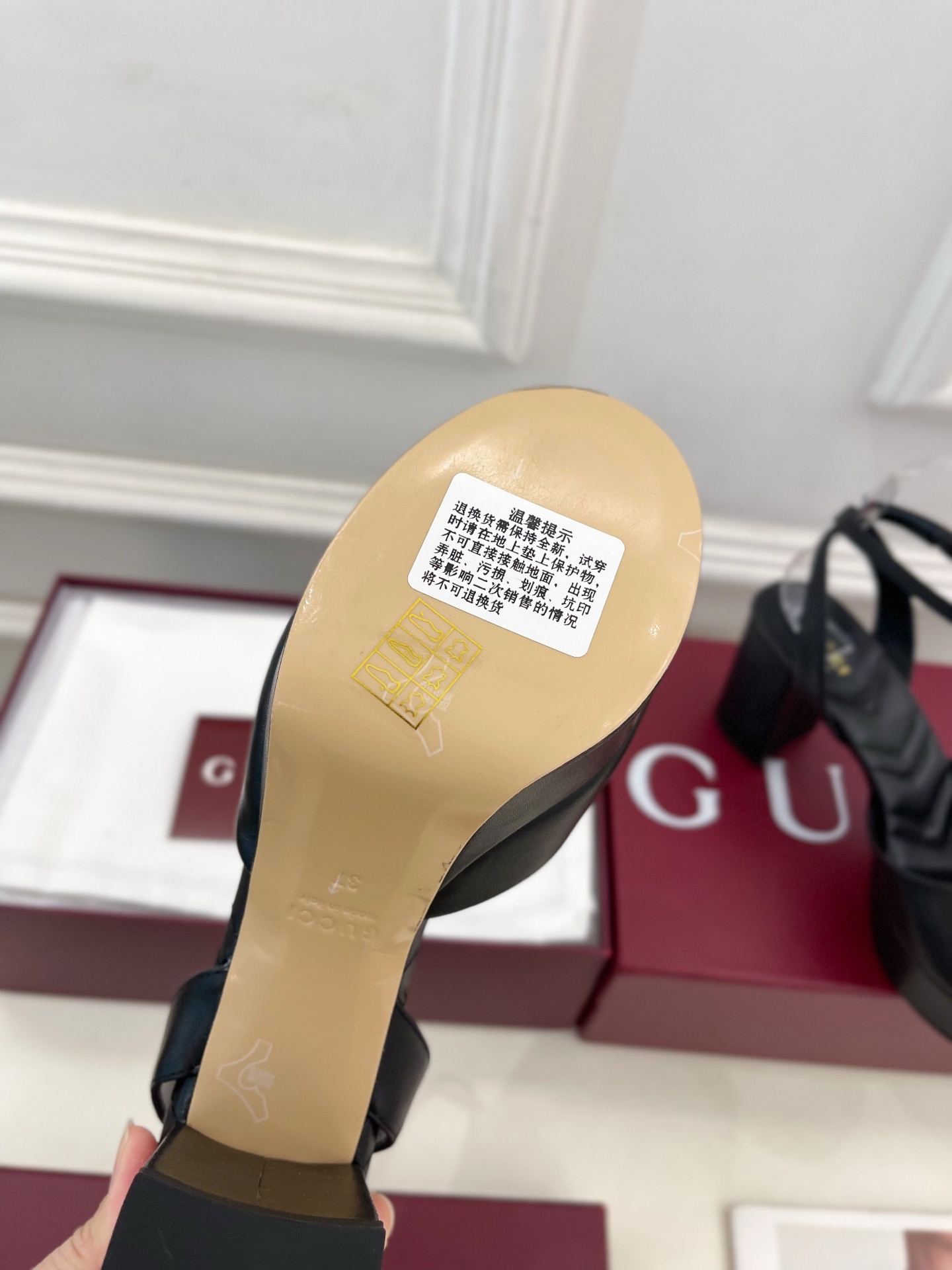 Gucci | 古驰 25𝐬𝐬
⭐️ G家 主打系列终于面世,狠货值得期待!原有的经典 创造