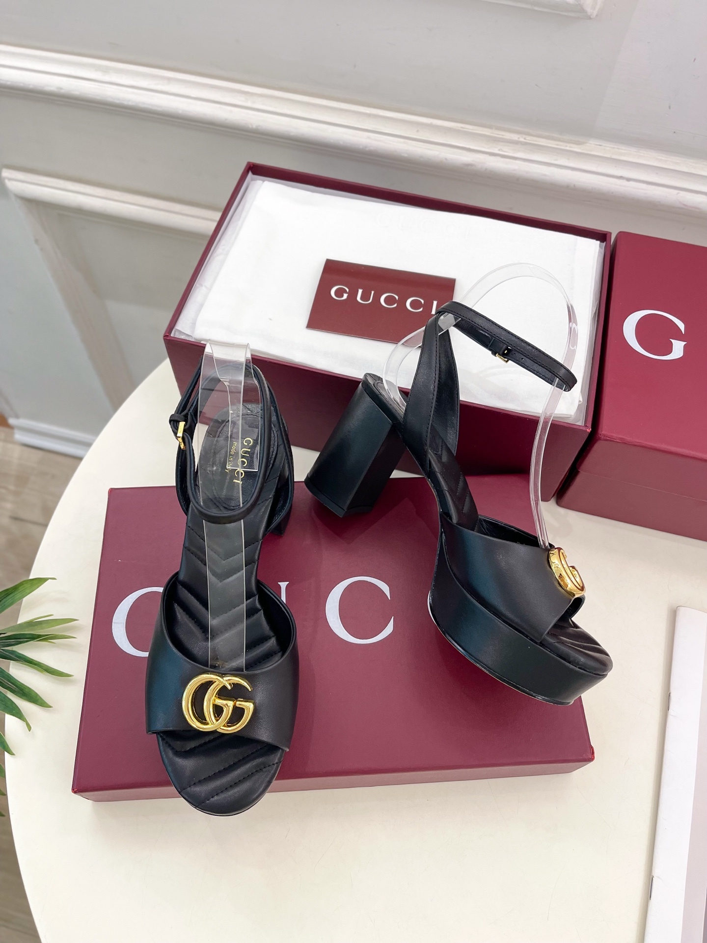 Gucci | 古驰 25𝐬𝐬
⭐️ G家 主打系列终于面世,狠货值得期待!原有的经典 创造