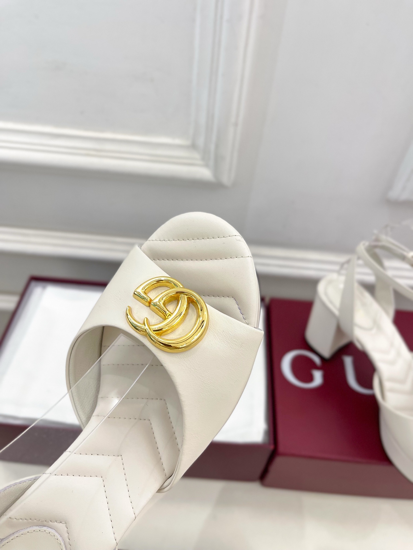Gucci | 古驰 25𝐬𝐬
⭐️ G家 主打系列终于面世,狠货值得期待!原有的经典 创造