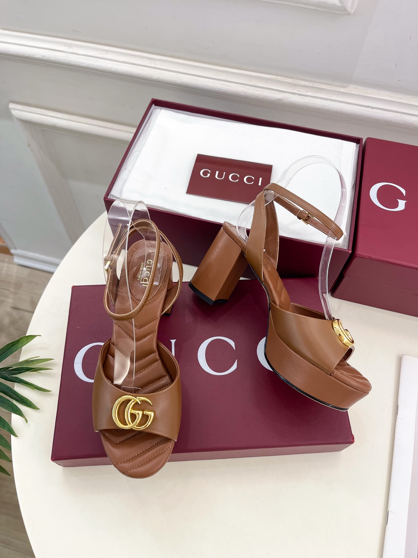 Gucci |  古驰  25𝐬𝐬 

⭐️   G家 主打系列终于面世，狠货值得期待！原有的经典 创造
