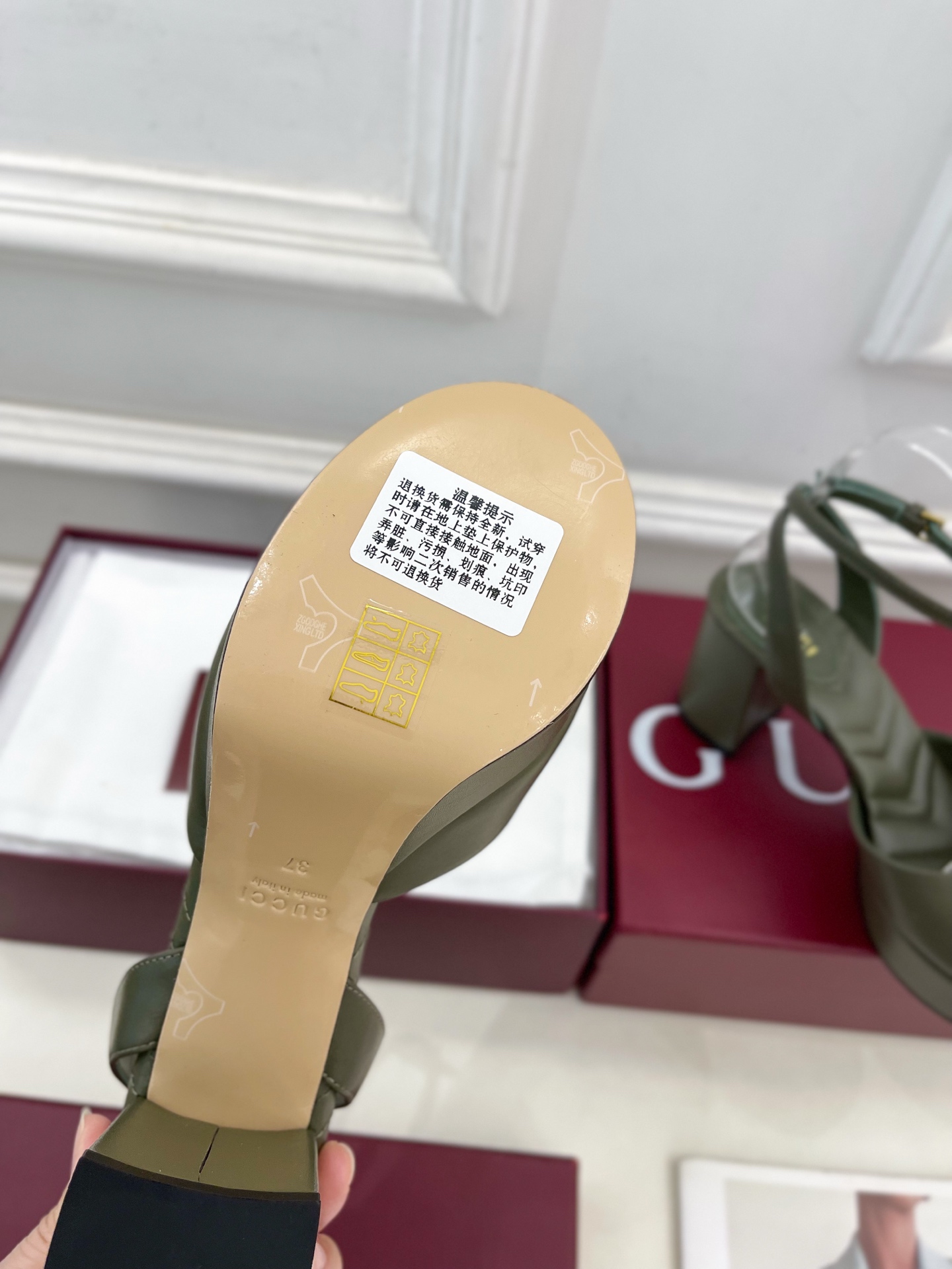 Gucci |  古驰  25𝐬𝐬 

⭐️   G家 主打系列终于面世，狠货值得期待！原有的经典 创造