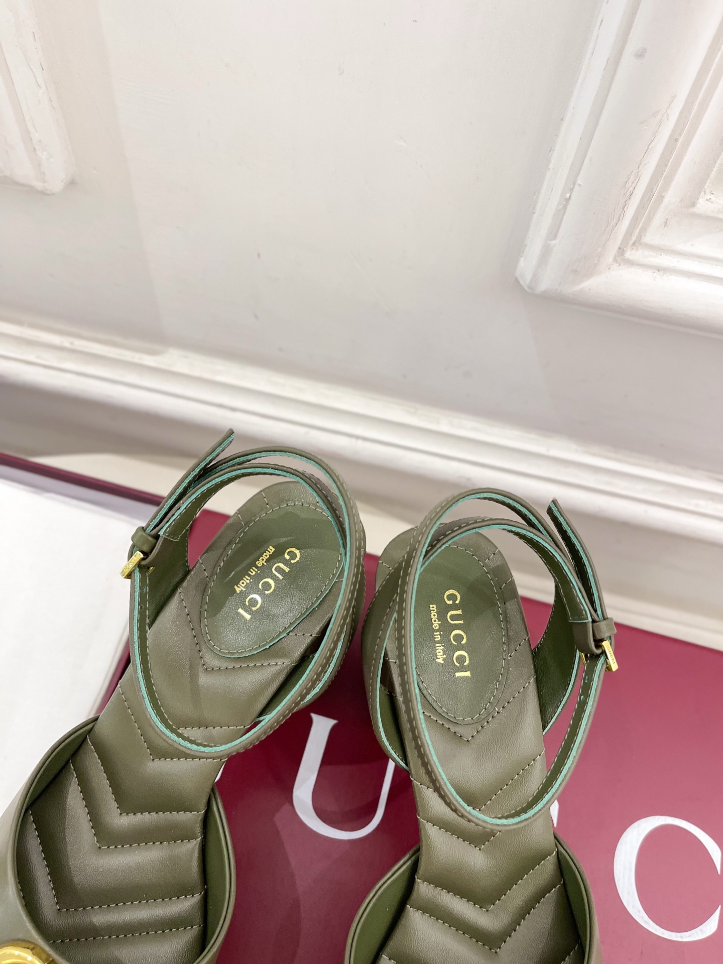 Gucci |  古驰  25𝐬𝐬 

⭐️   G家 主打系列终于面世，狠货值得期待！原有的经典 创造