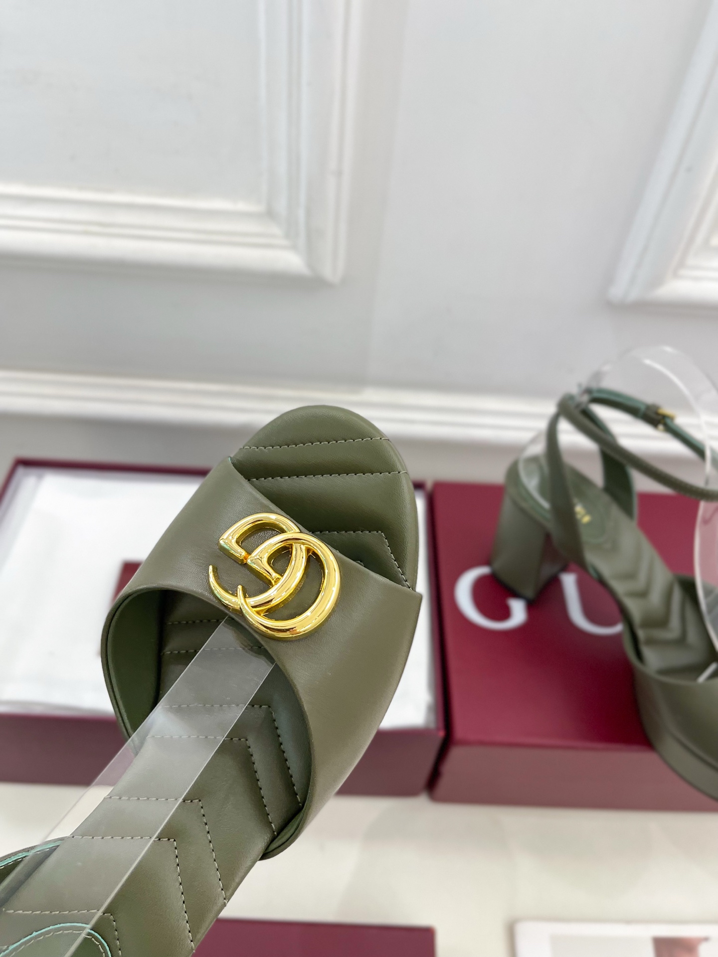 Gucci |  古驰  25𝐬𝐬 

⭐️   G家 主打系列终于面世，狠货值得期待！原有的经典 创造