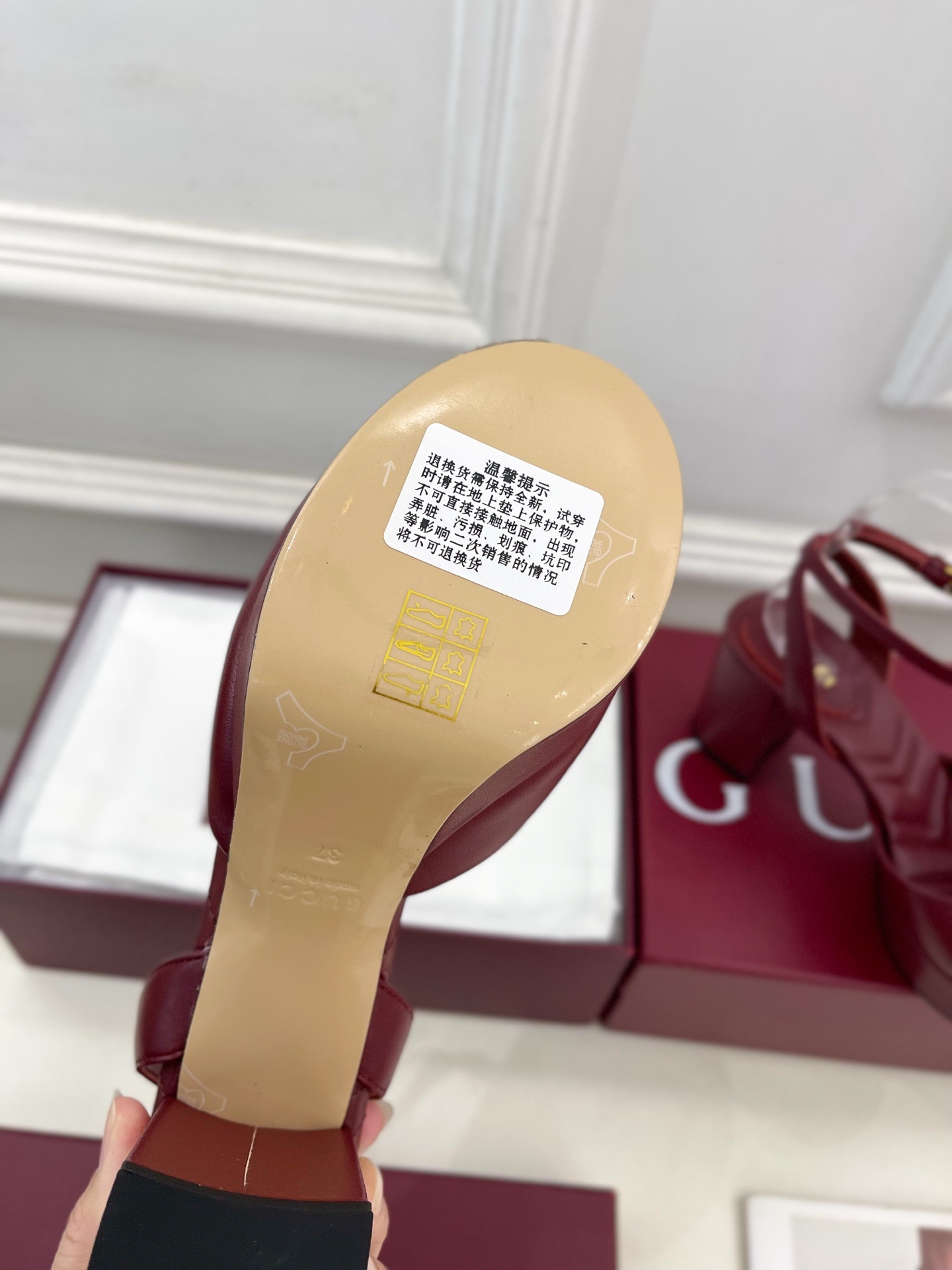 Gucci | 古驰 25𝐬𝐬
⭐️ G家 主打系列终于面世,狠货值得期待!原有的经典 创造
