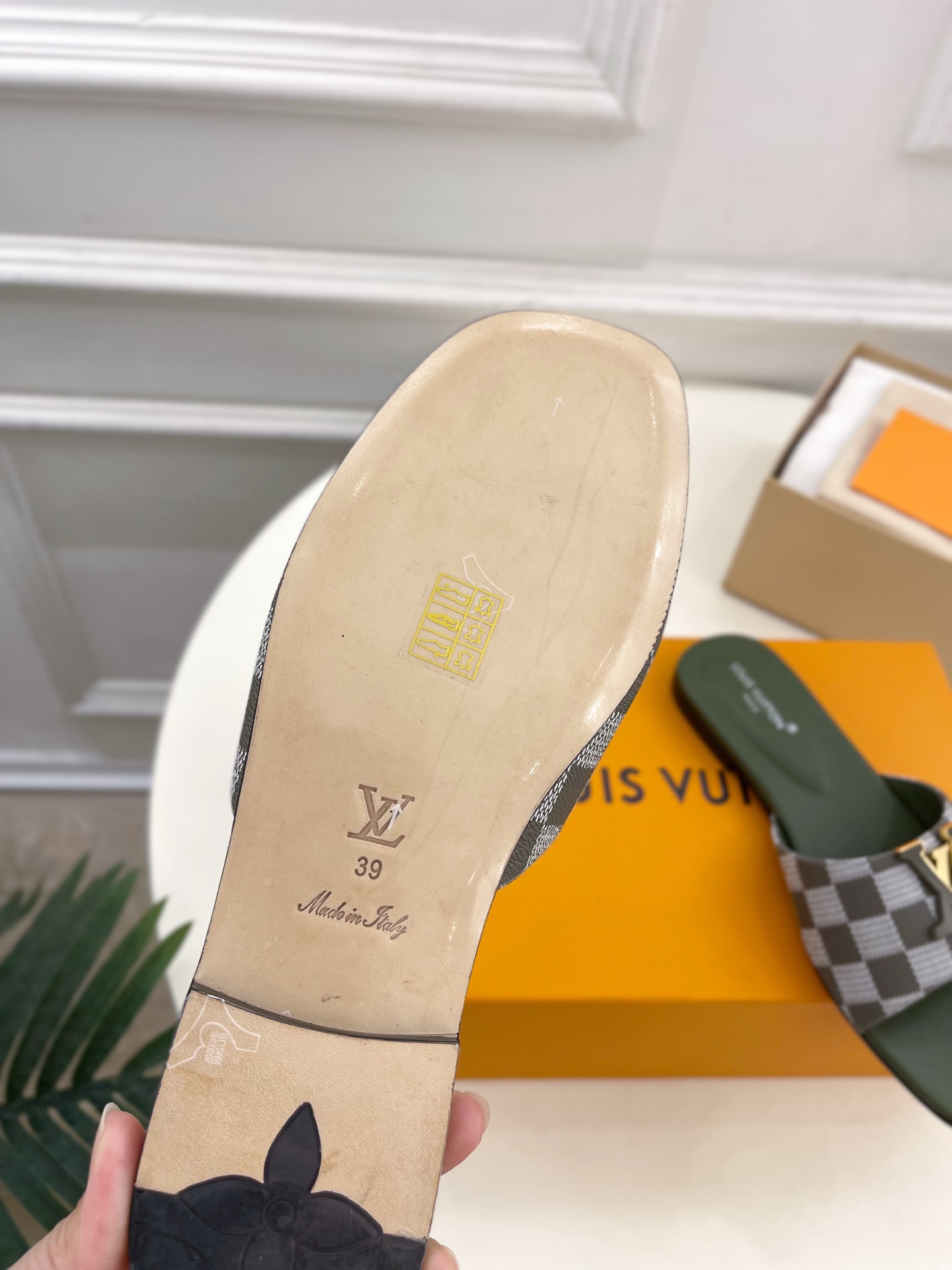 LV  | 路易威登  25𝐬𝐬 

🧡💚2025春夏新款 顶级版本⚠️
专柜主打最新款 LV经典棋盘格