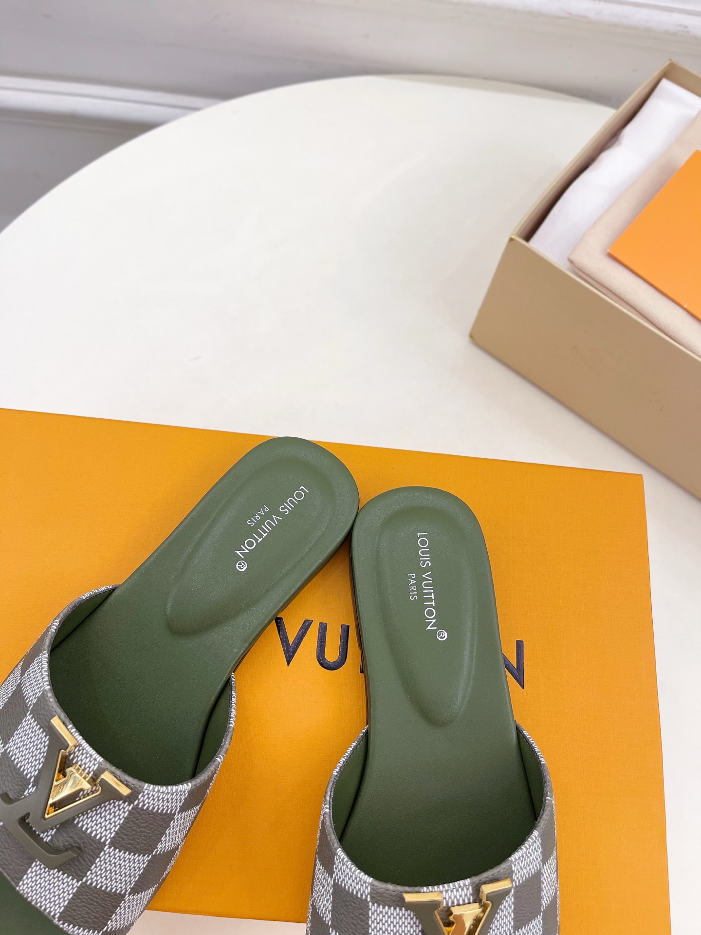 LV  | 路易威登  25𝐬𝐬 

🧡💚2025春夏新款 顶级版本⚠️
专柜主打最新款 LV经典棋盘格