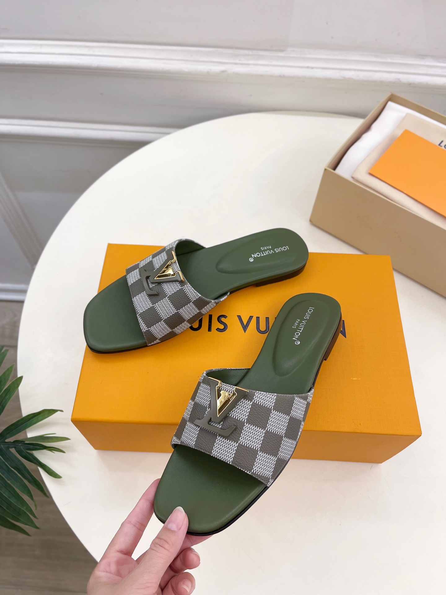 LV  | 路易威登  25𝐬𝐬 

🧡💚2025春夏新款 顶级版本⚠️
专柜主打最新款 LV经典棋盘格
